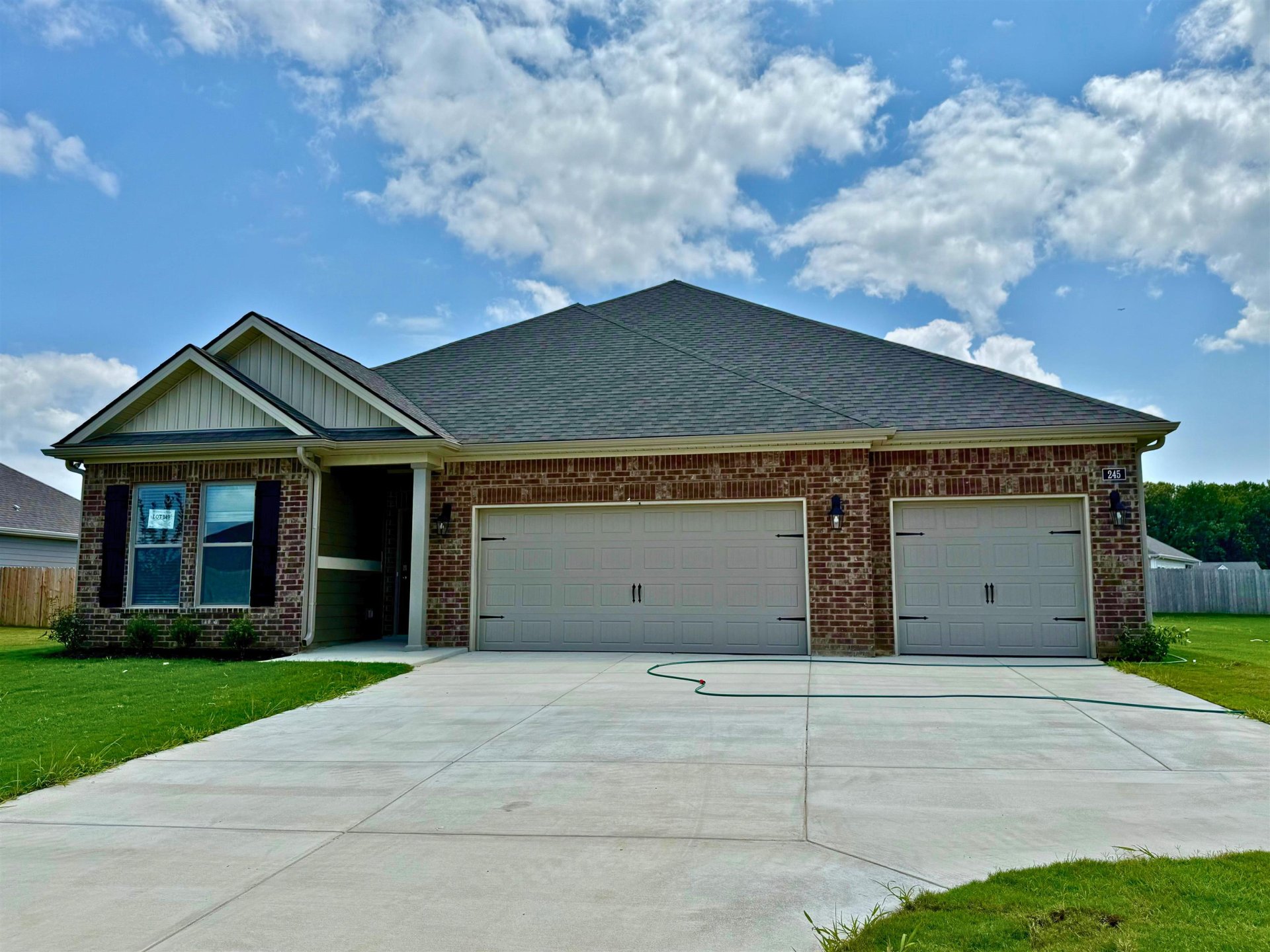 245 OAK HOLLOW, Oakland, TN, 38060