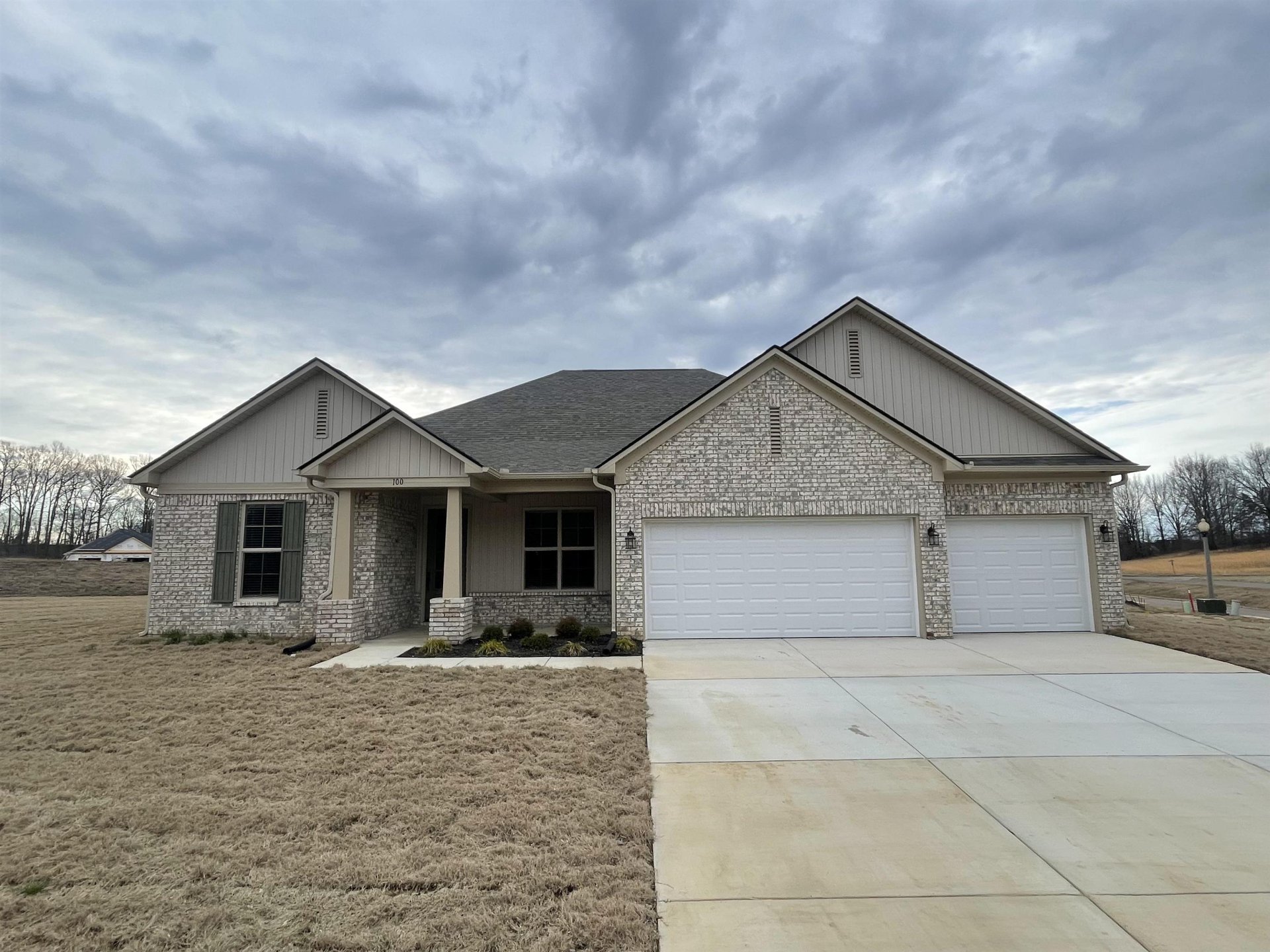 100 RAVEN HILL, Ripley, TN, 38063