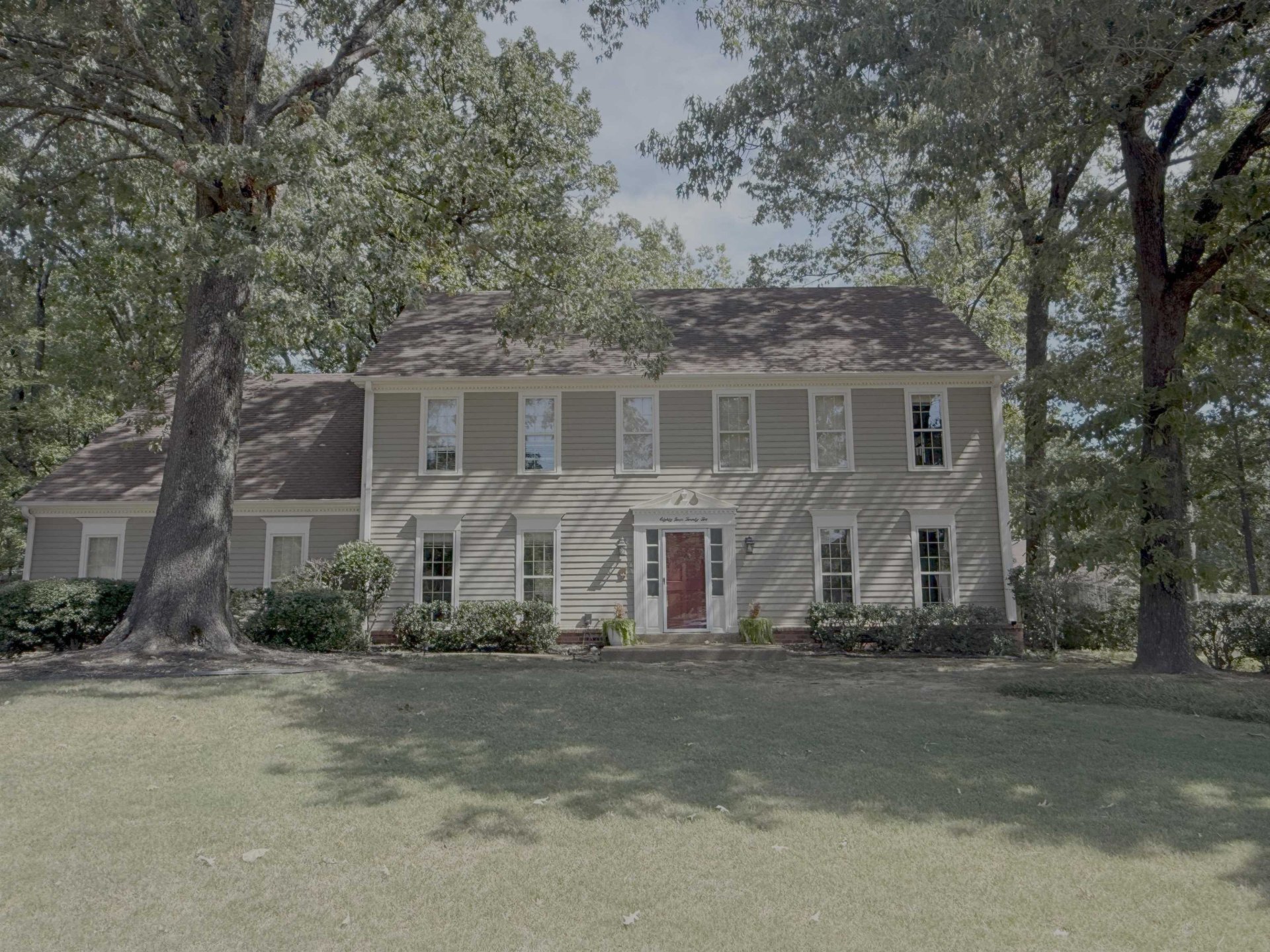 8422 POPLAR, Germantown, TN, 38138