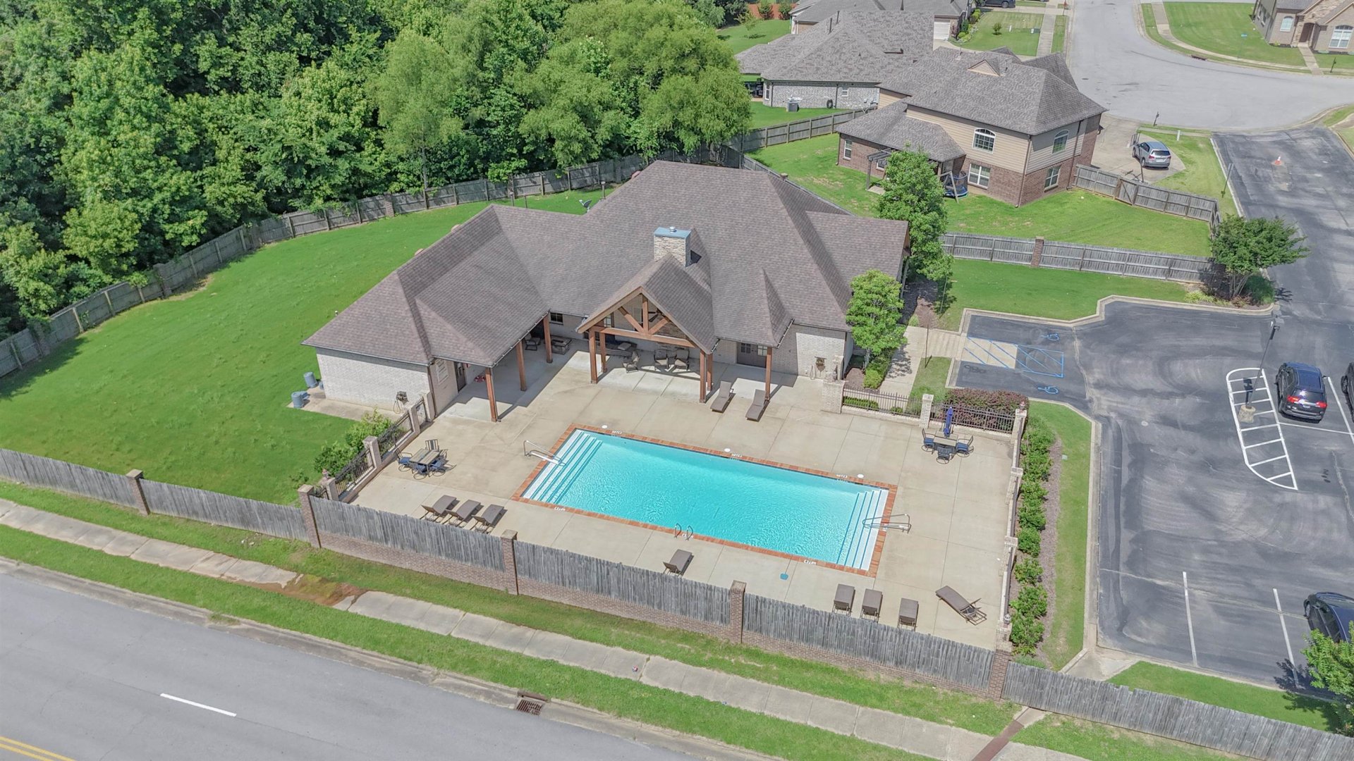 245 CHEROKEE, Oakland, TN, 38060