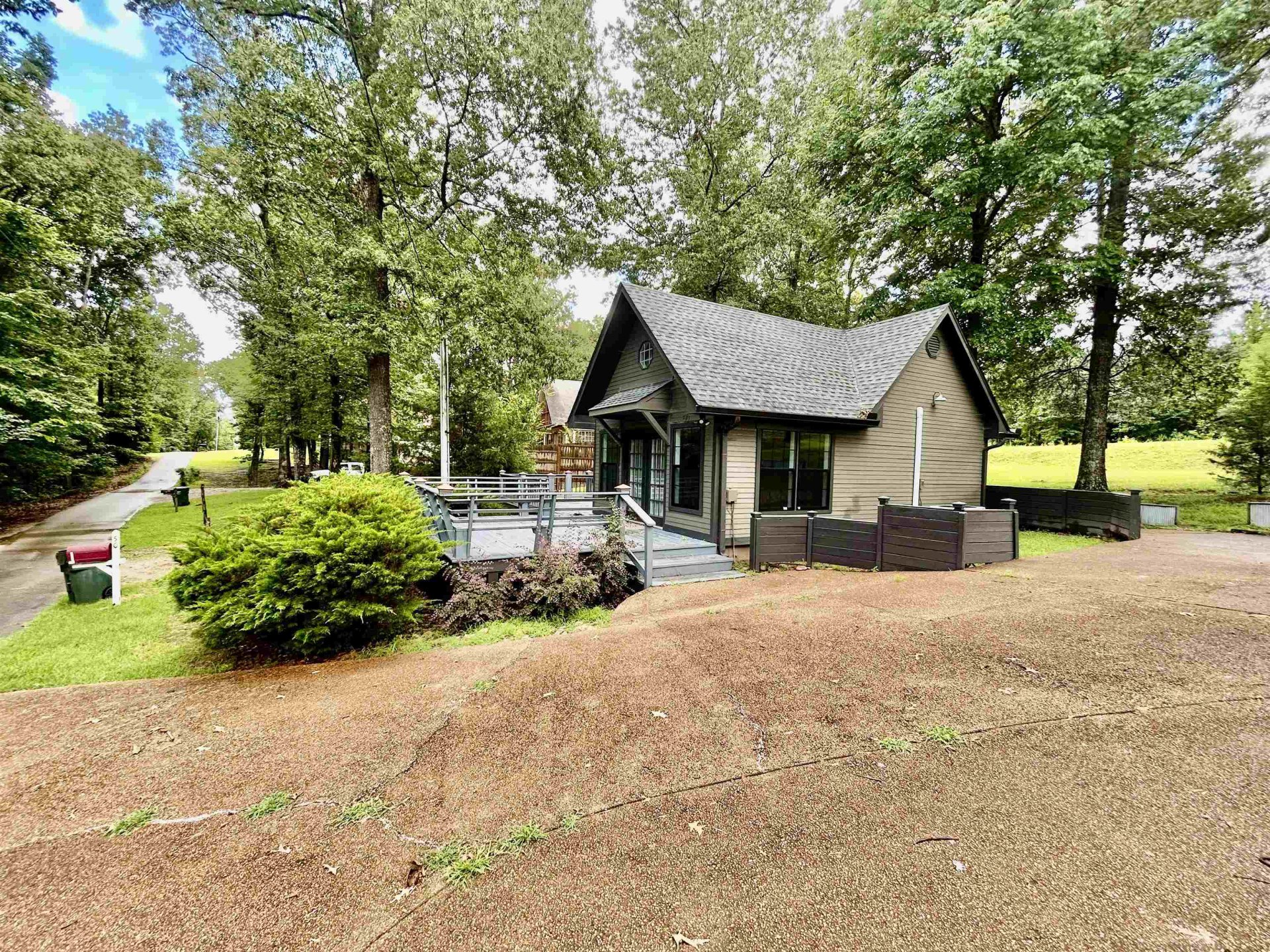 50 HAINES, Iuka, MS, 38852