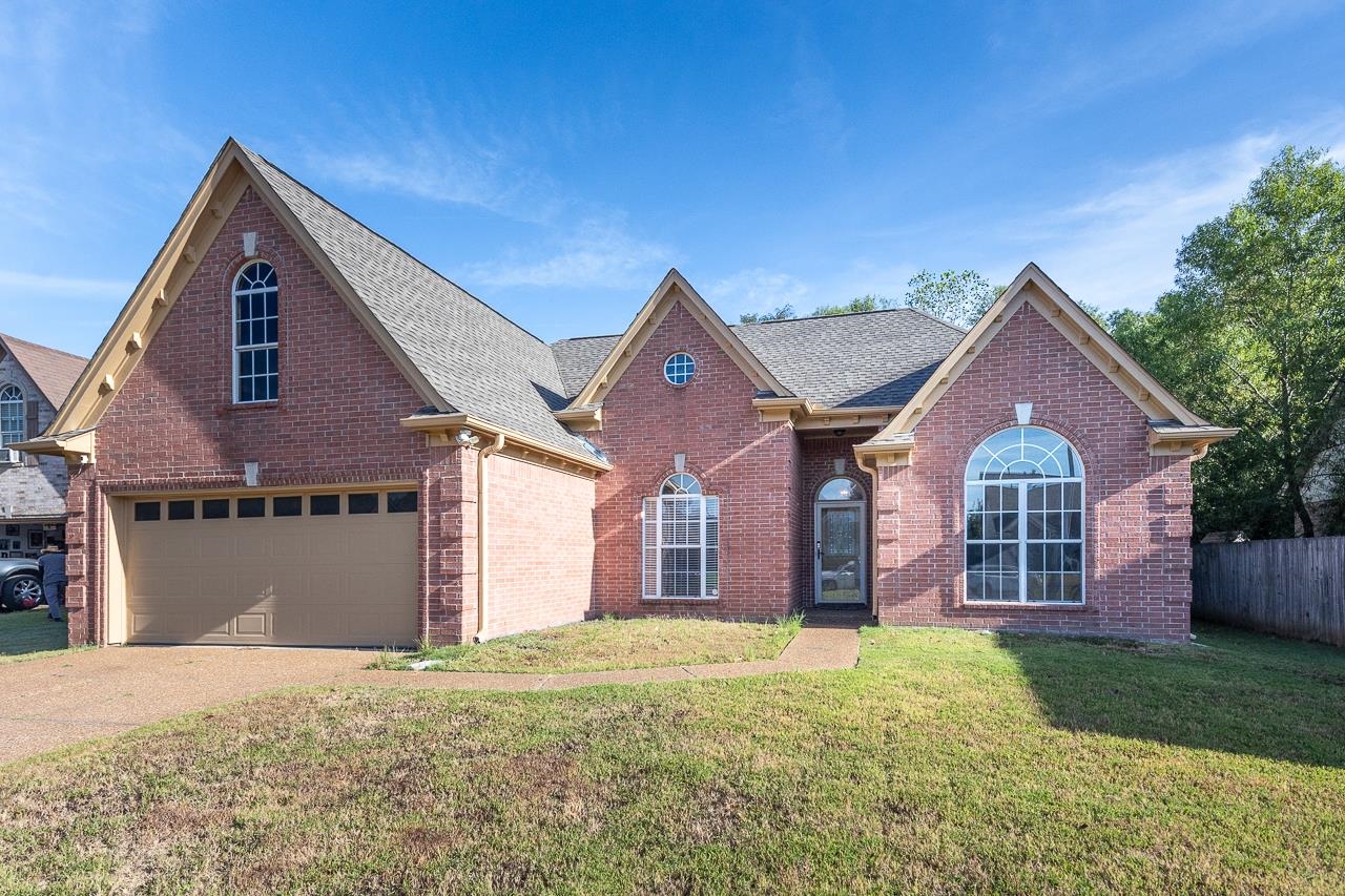 8132 WHITE WING, Bartlett, TN, 38002