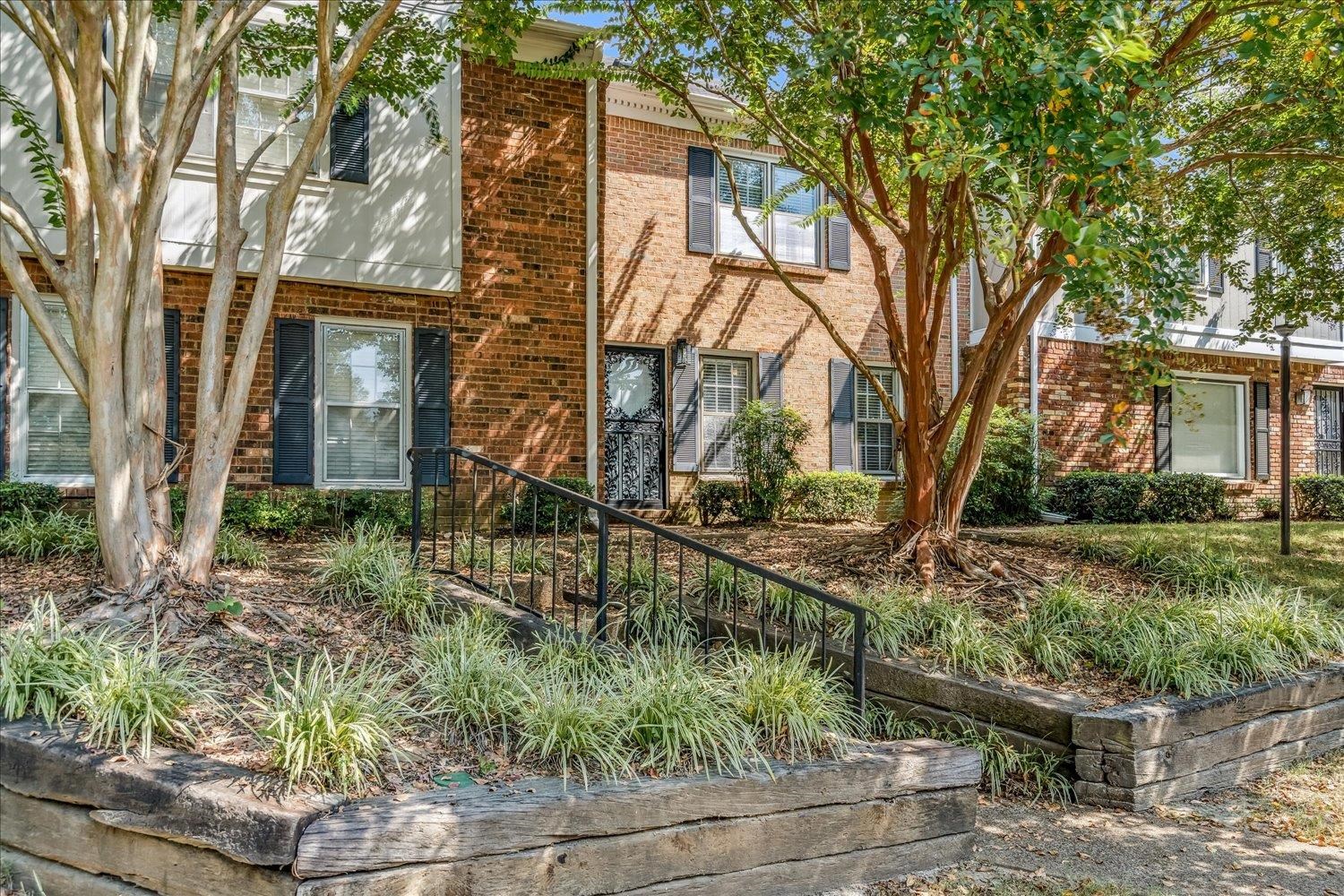 6976 COUNTRY, Germantown, TN, 38138