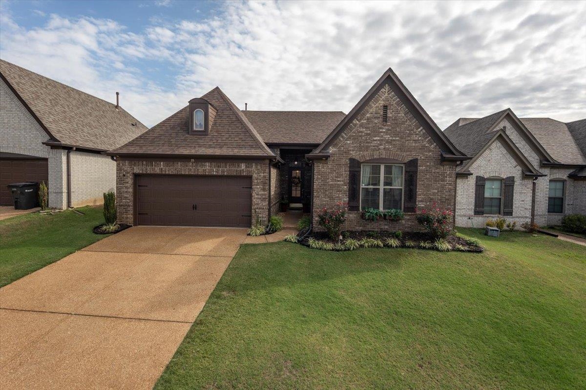 35 BRIAR HOLLOW, Oakland, TN, 38060