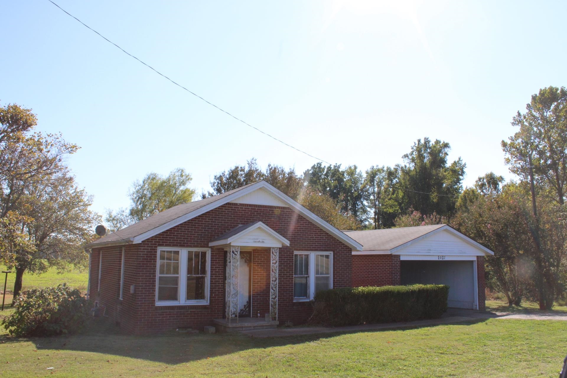 1027 LYNN SCHOOL, Ripley, TN, 38063