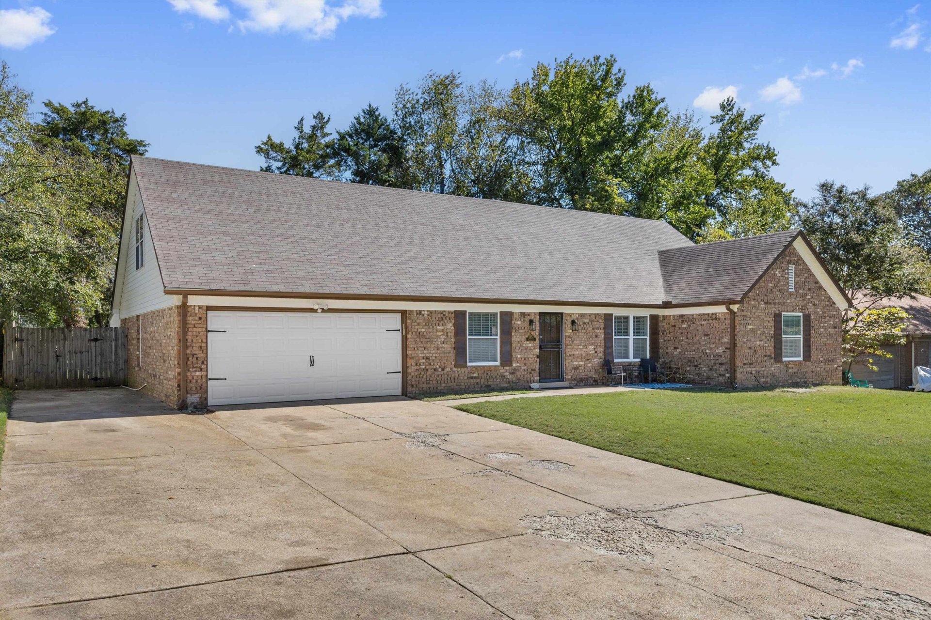 2974 DAROLYN, Bartlett, TN, 38134