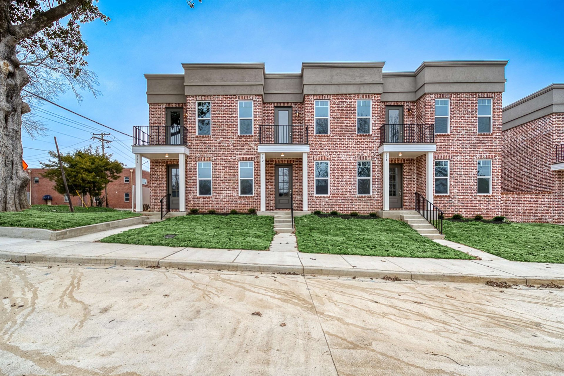 212 WASHINGTON, Covington, TN, 38019