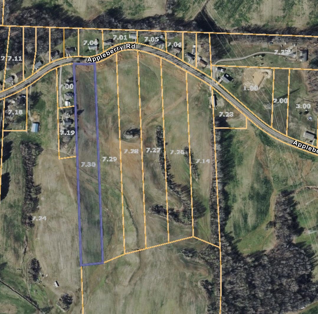 APPLEBERRY, Munford, TN, 38058