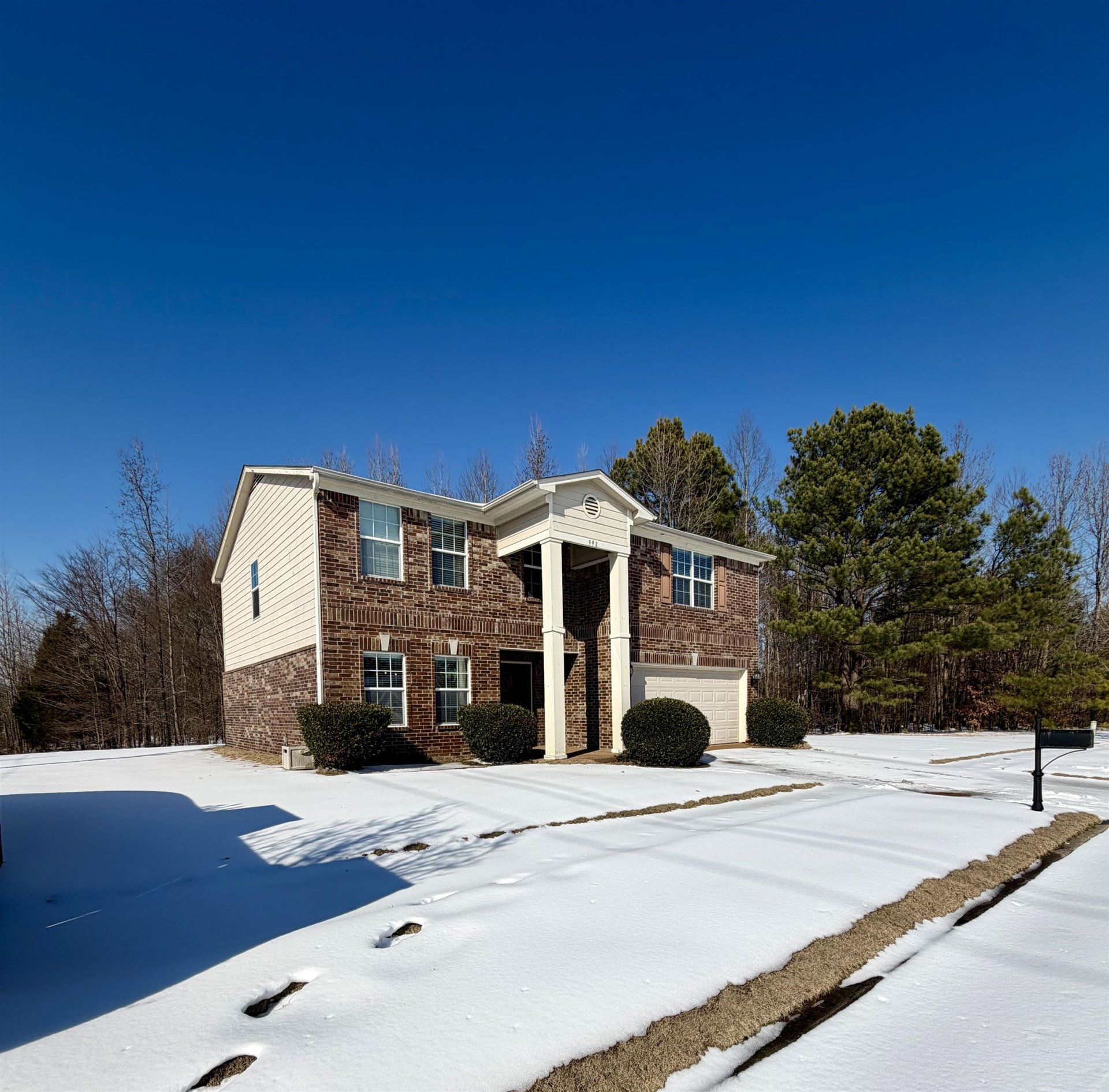 9926 CHARIDEN, Cordova, TN, 38016