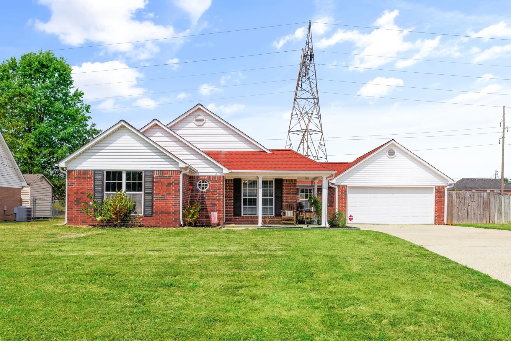 215 WOODSHIRE, Brighton, TN, 38011