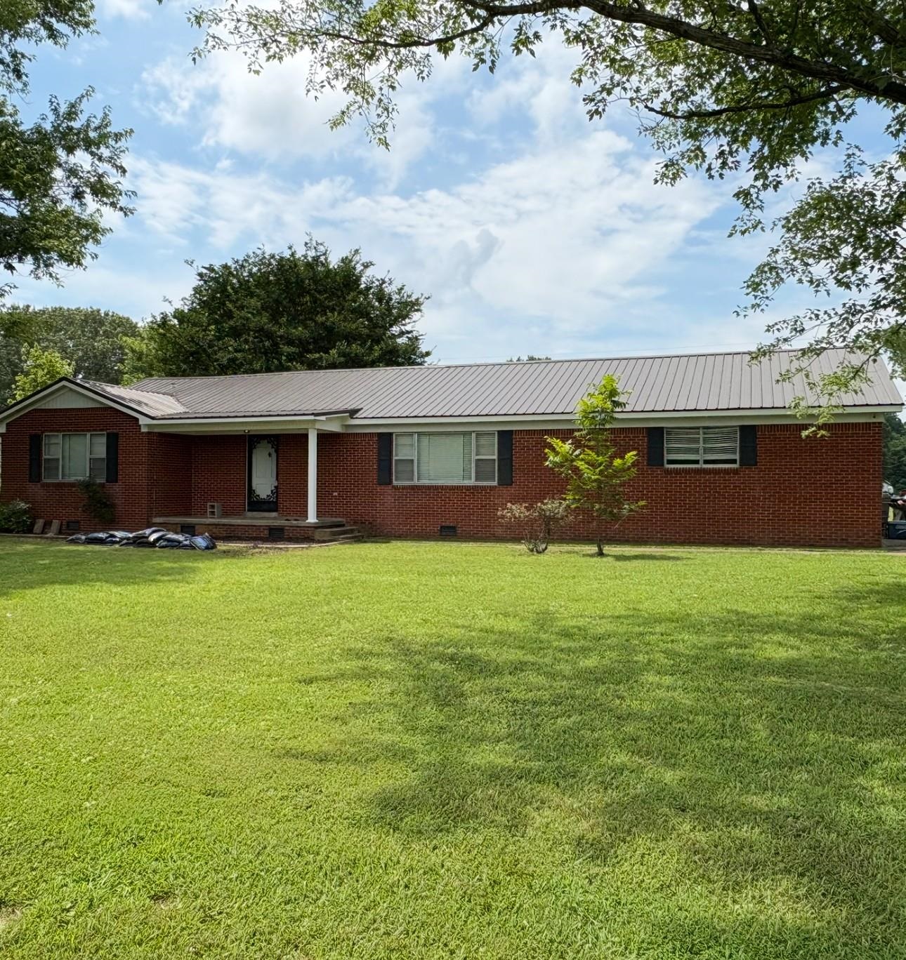 2631 N HIGHWAY 51 HWY