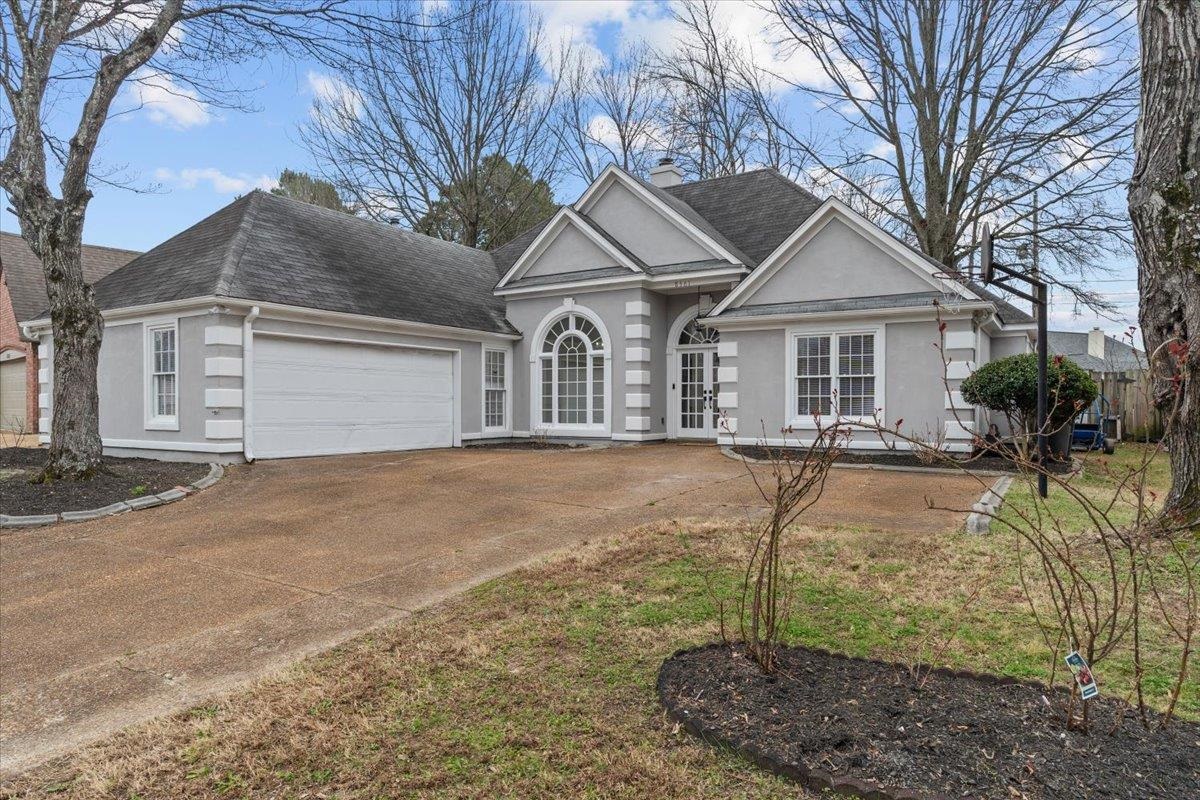 8561 OVERCUP OAKS, Cordova, TN, 38018