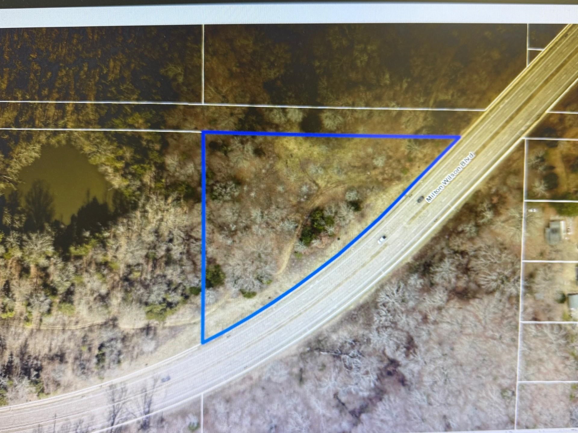 MILTON WILSON, Arlington, TN, 38002