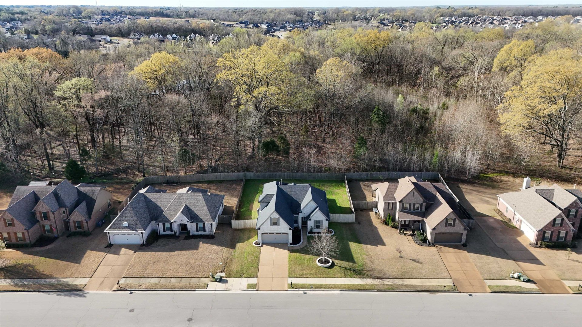 275 LAUREL, Oakland, TN, 38060