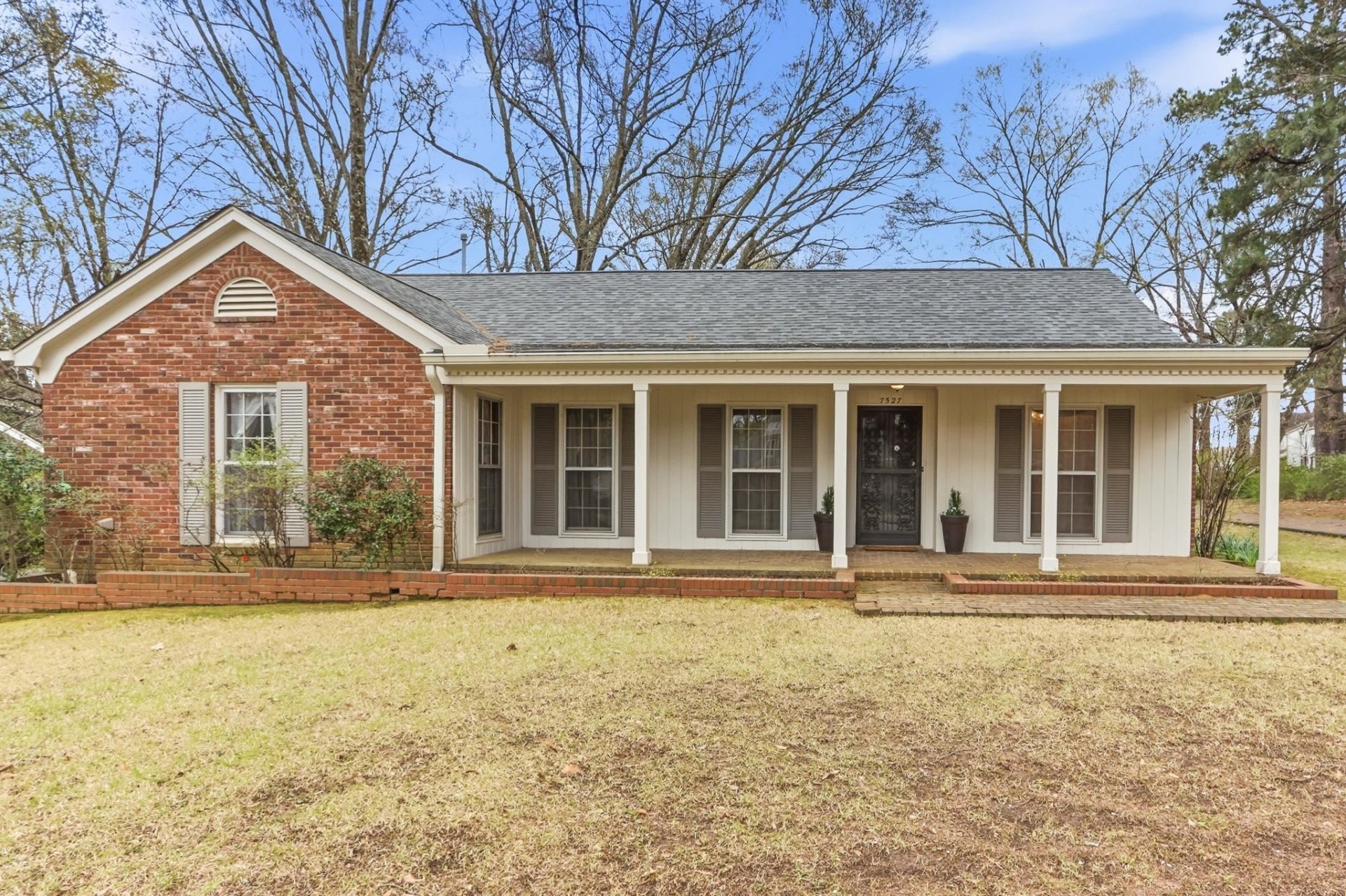 7527 PARKER, Germantown, TN, 38138