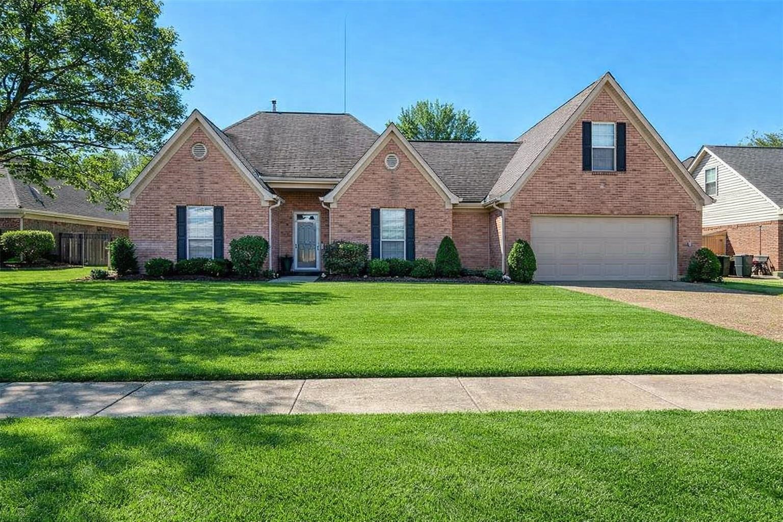 7423 TINA, Bartlett, TN, 38133