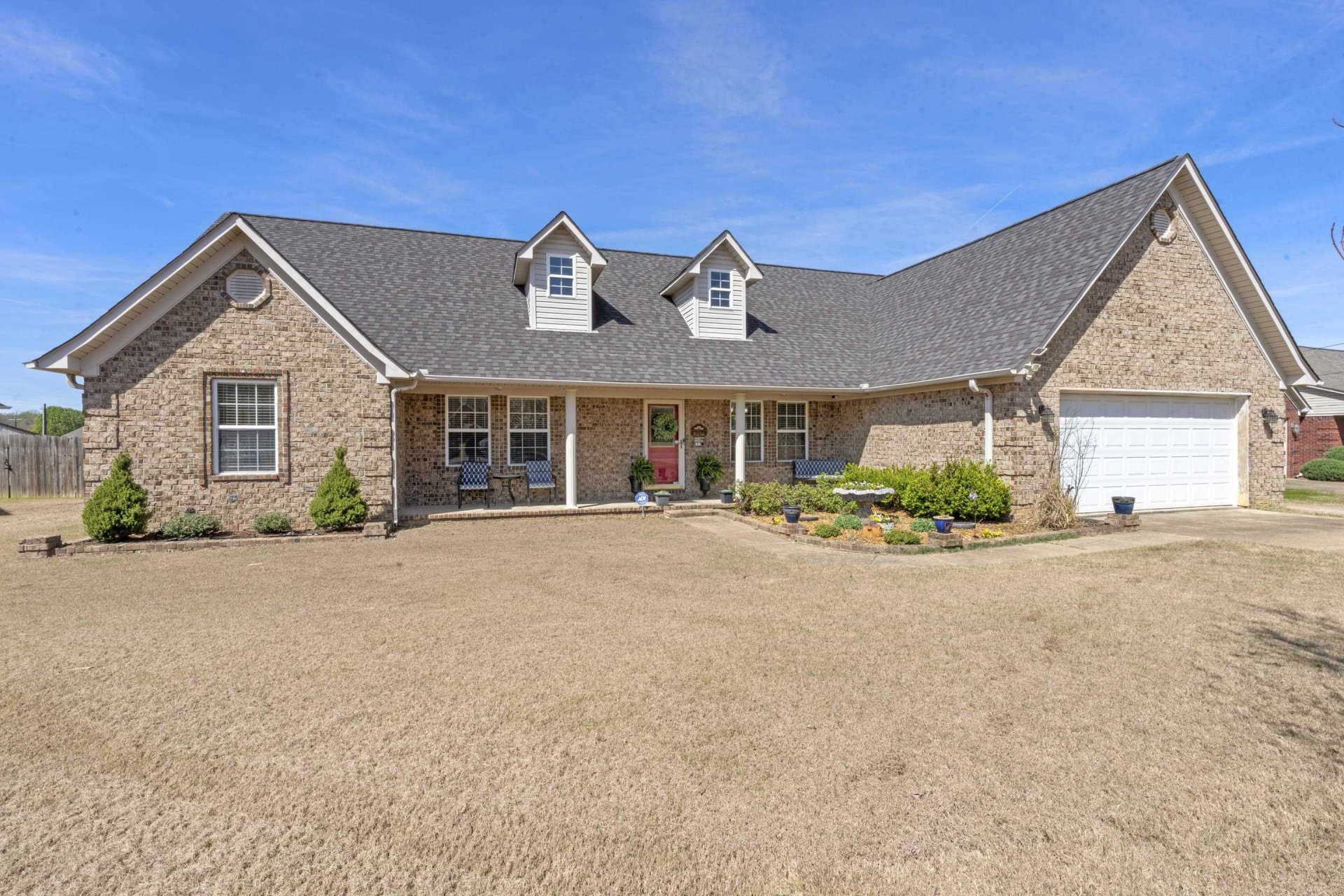 77 LAUREN, Atoka, TN, 38004
