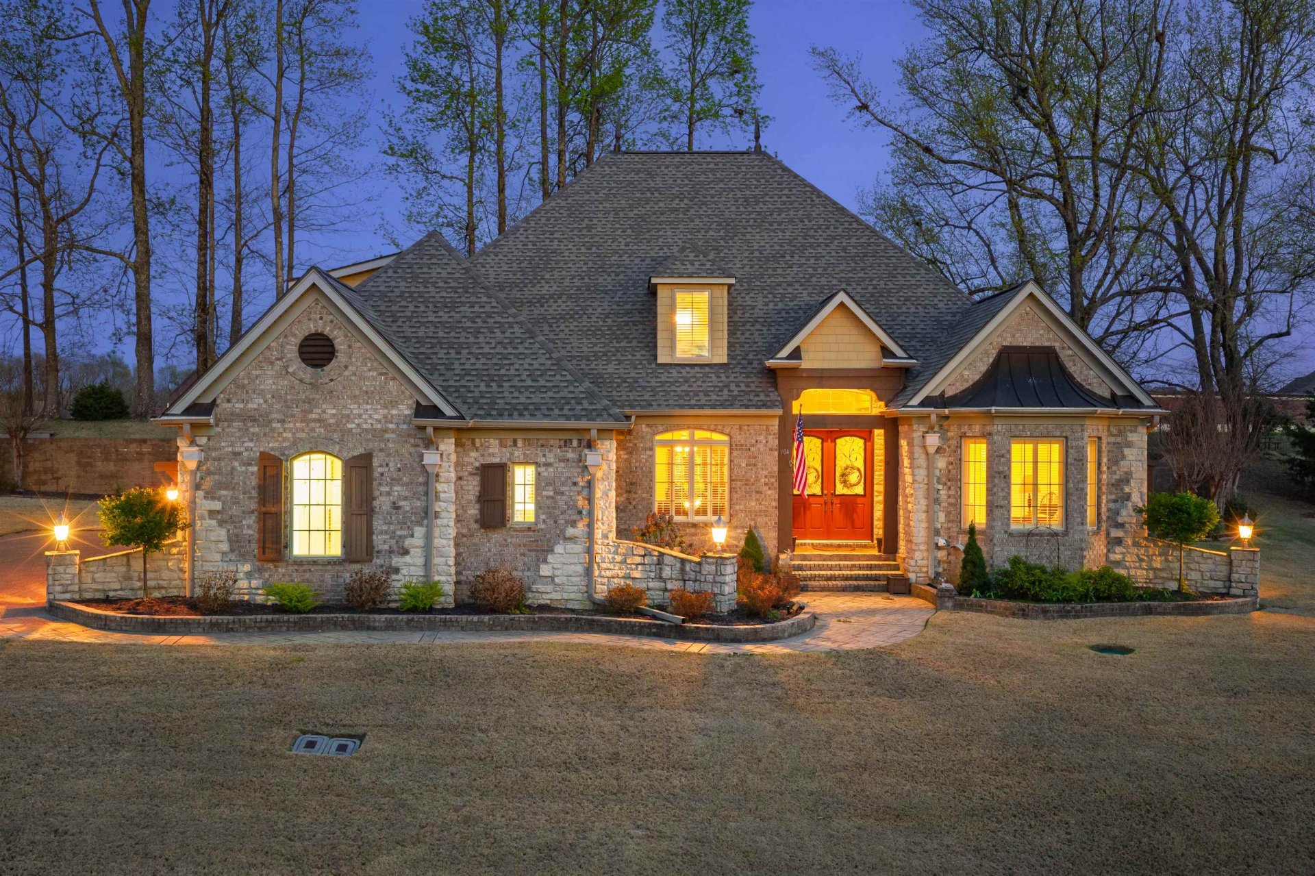 104 LOCHMEADE, Atoka, TN, 38004