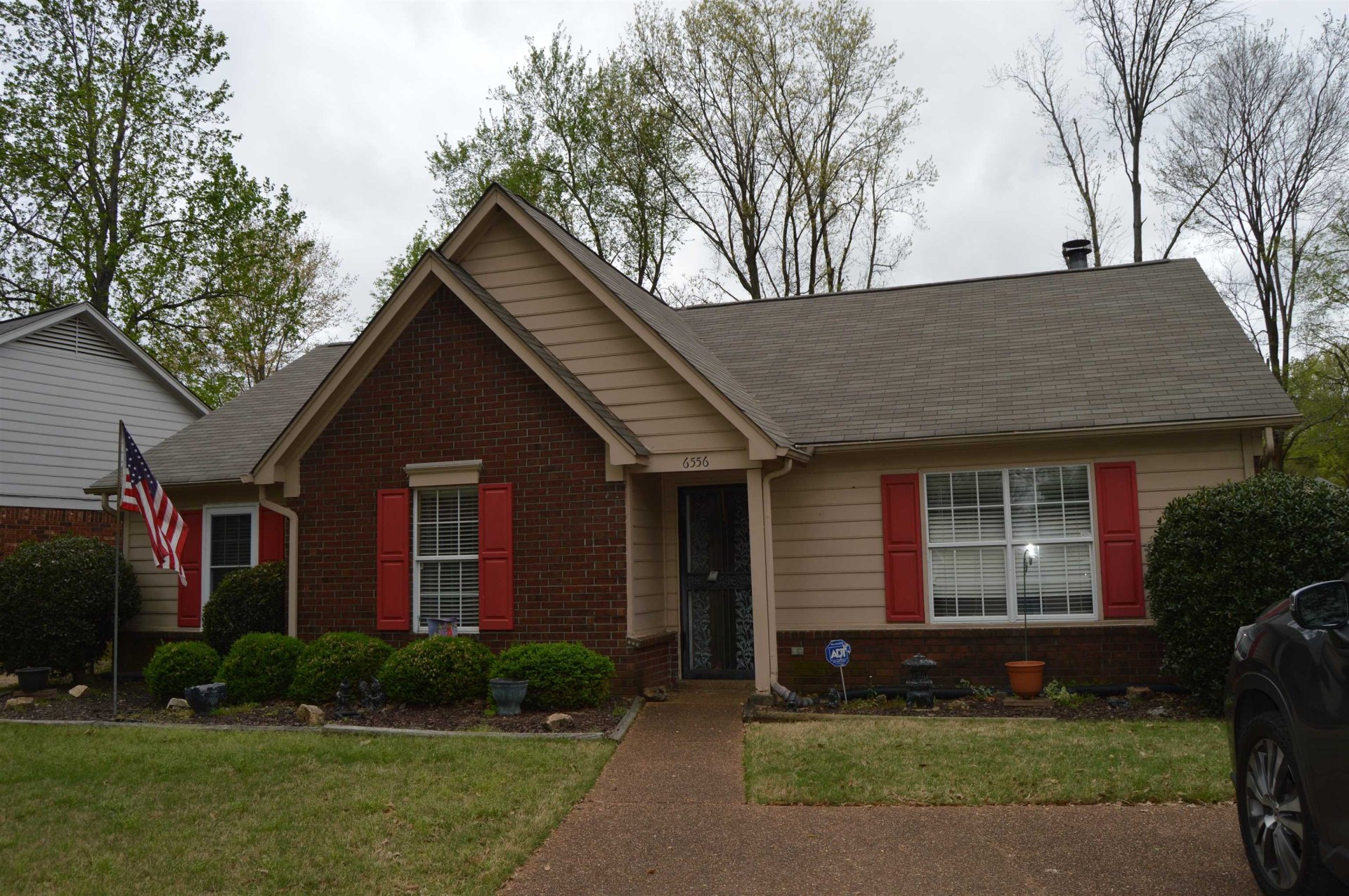 6556 SUNGATE, Bartlett, TN, 38135