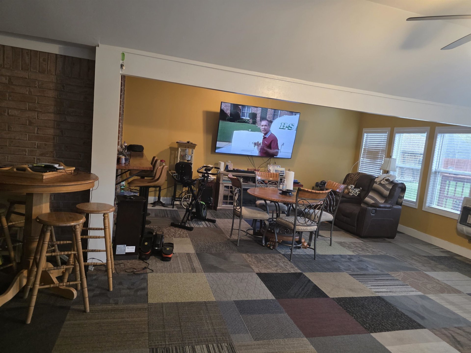 6188 FRANCES WOODS DR