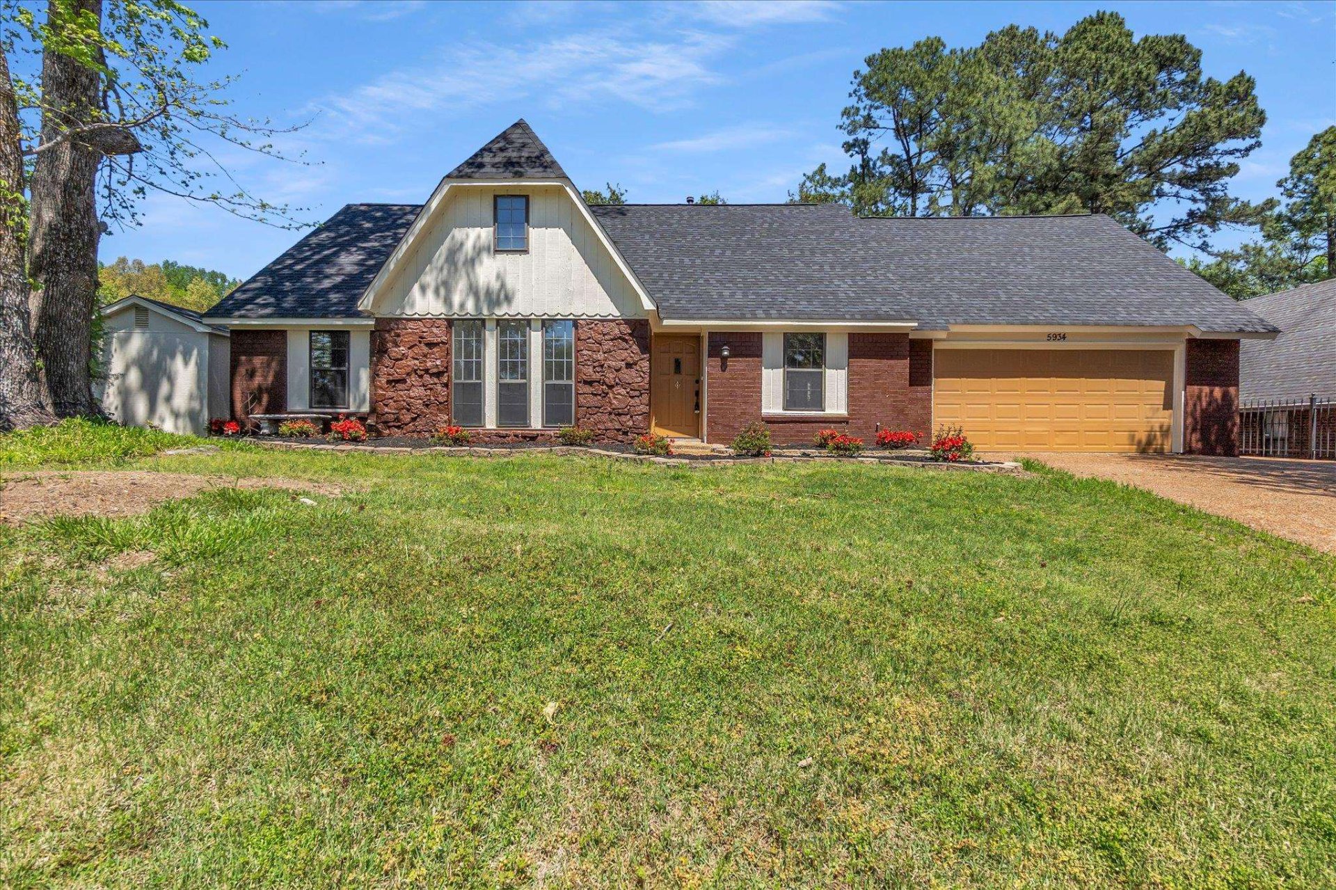 5934 PAMELA ANN, Bartlett, TN, 38135