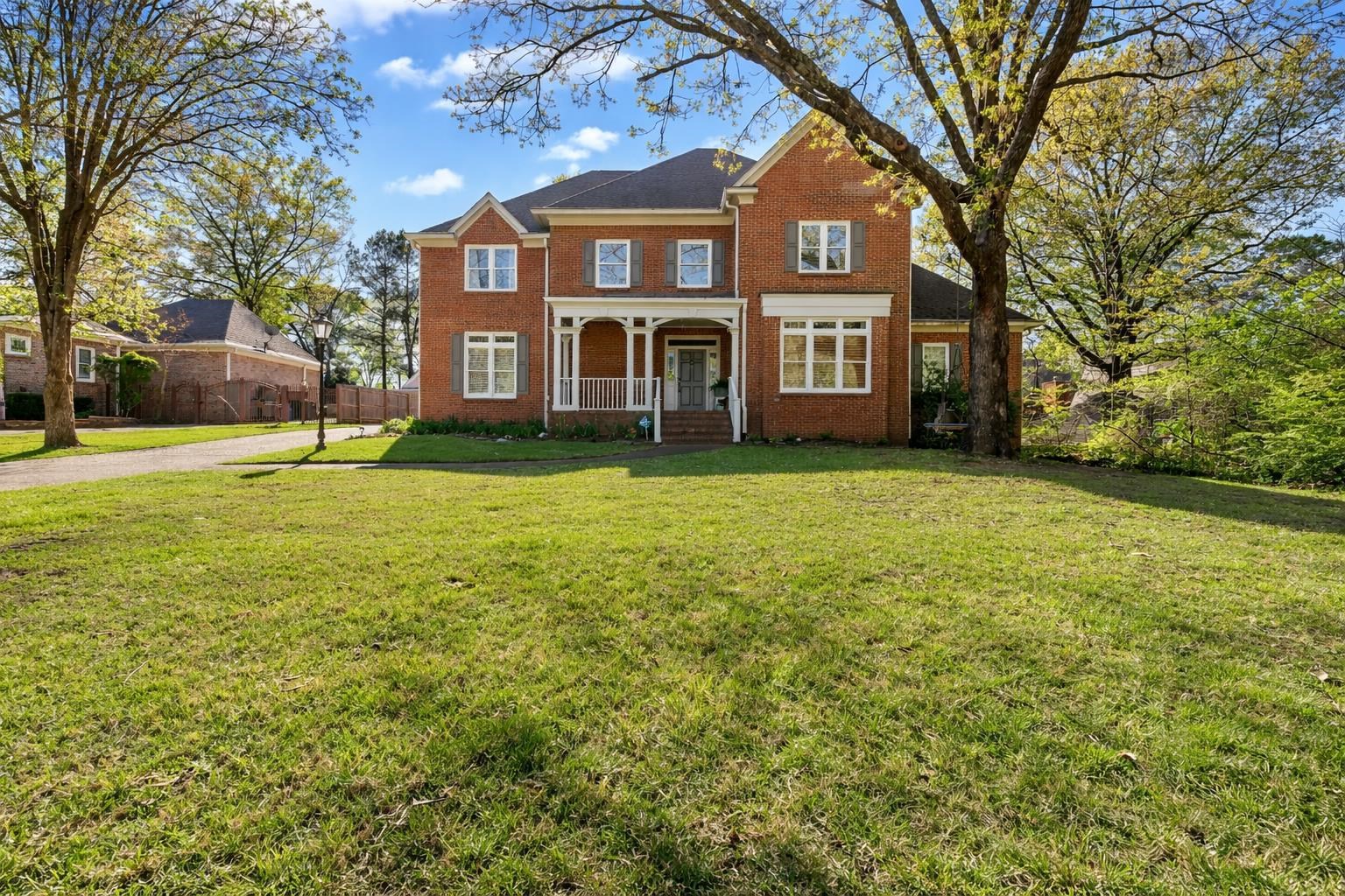 1925 WOOD OAK, Cordova, TN, 38016
