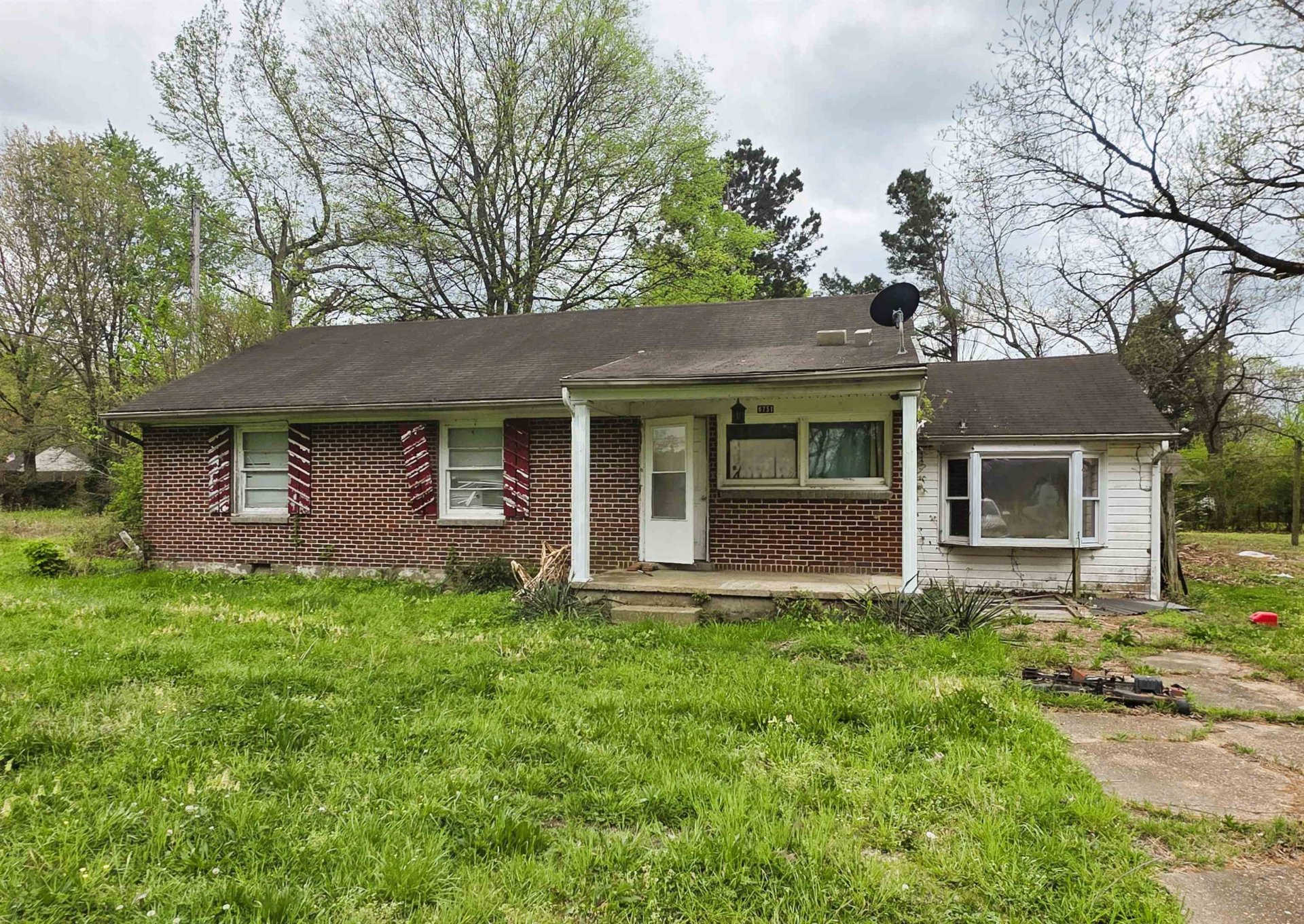 6751 NAVY, Millington, TN, 38053