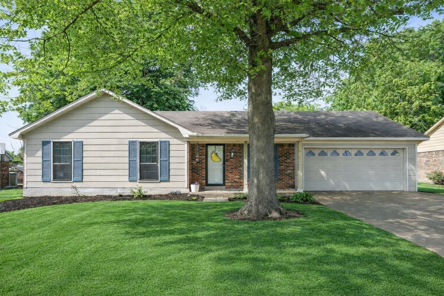 6390 PRAIRIE VIEW DR