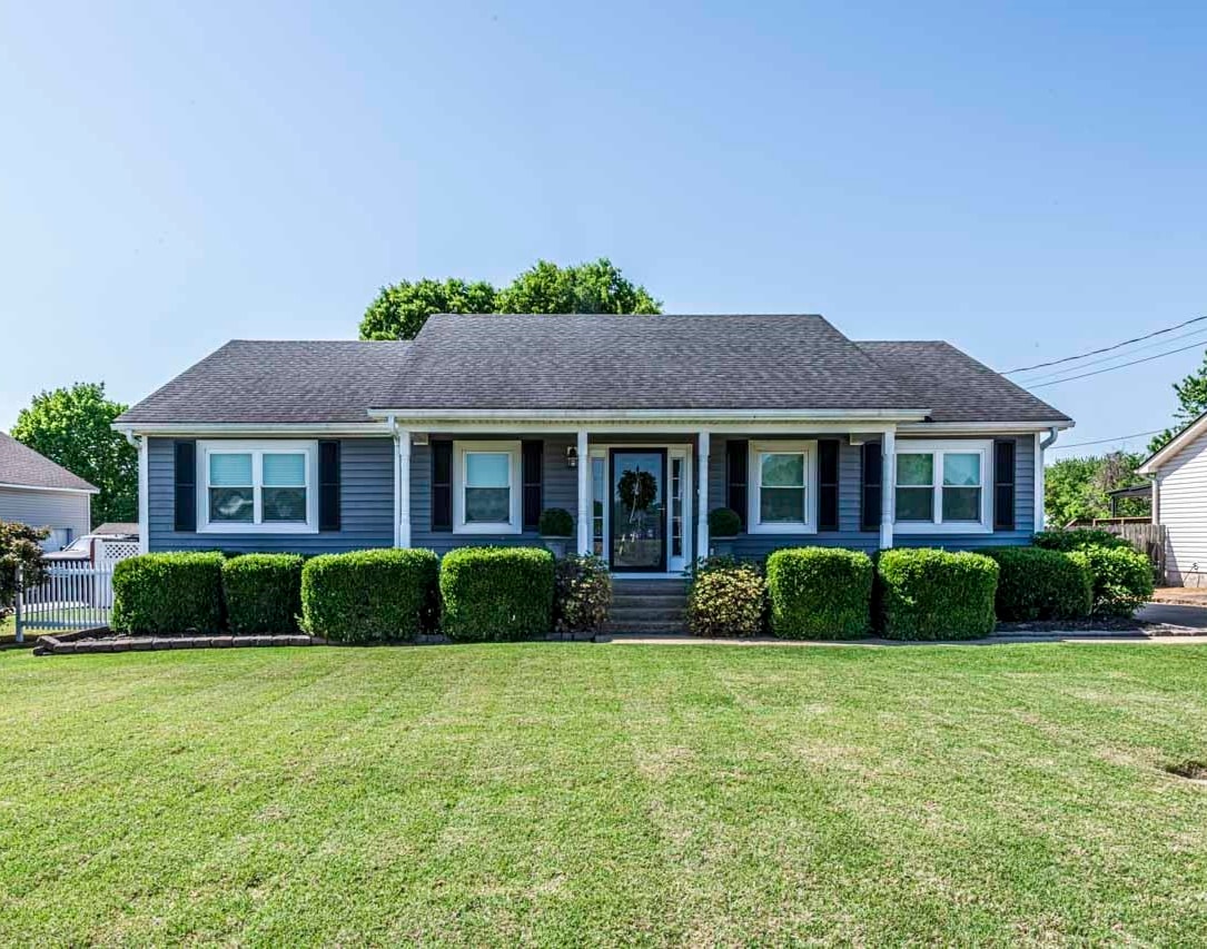 1163 MCLAUGHLIN, Munford, TN, 38058