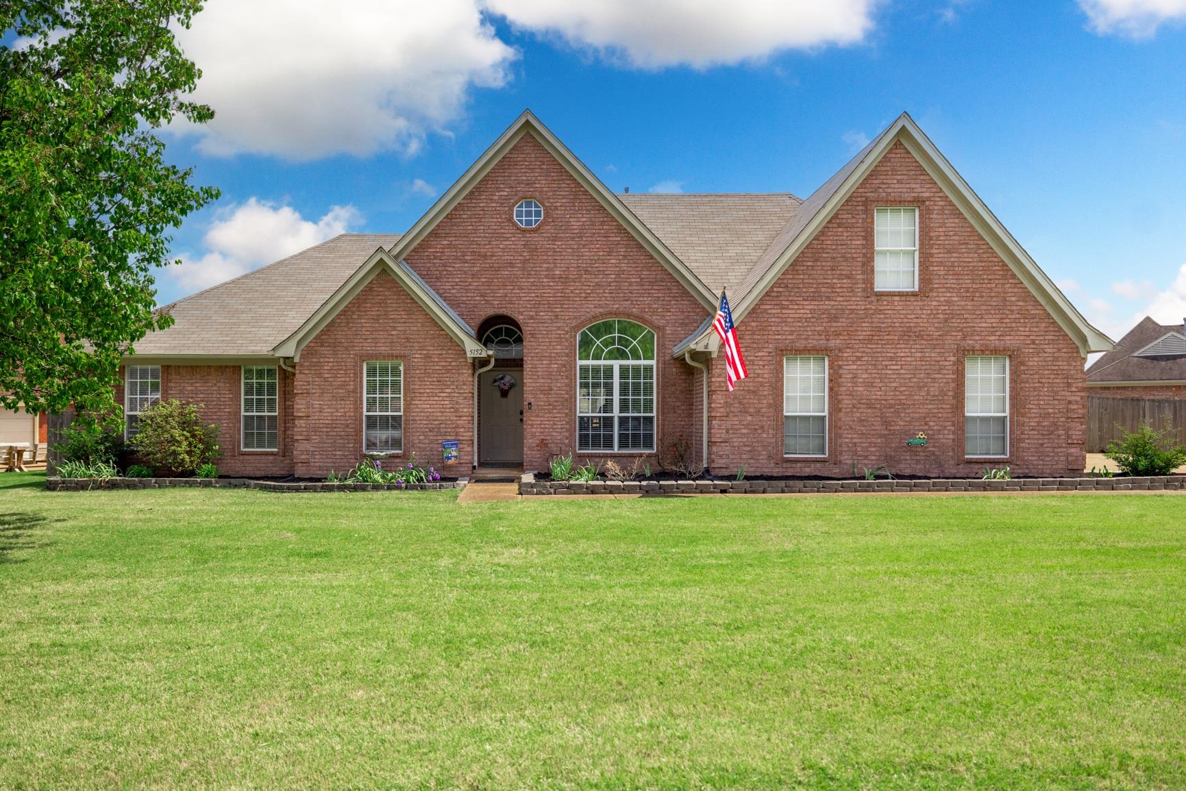 5152 CREEK, Bartlett, TN, 38002