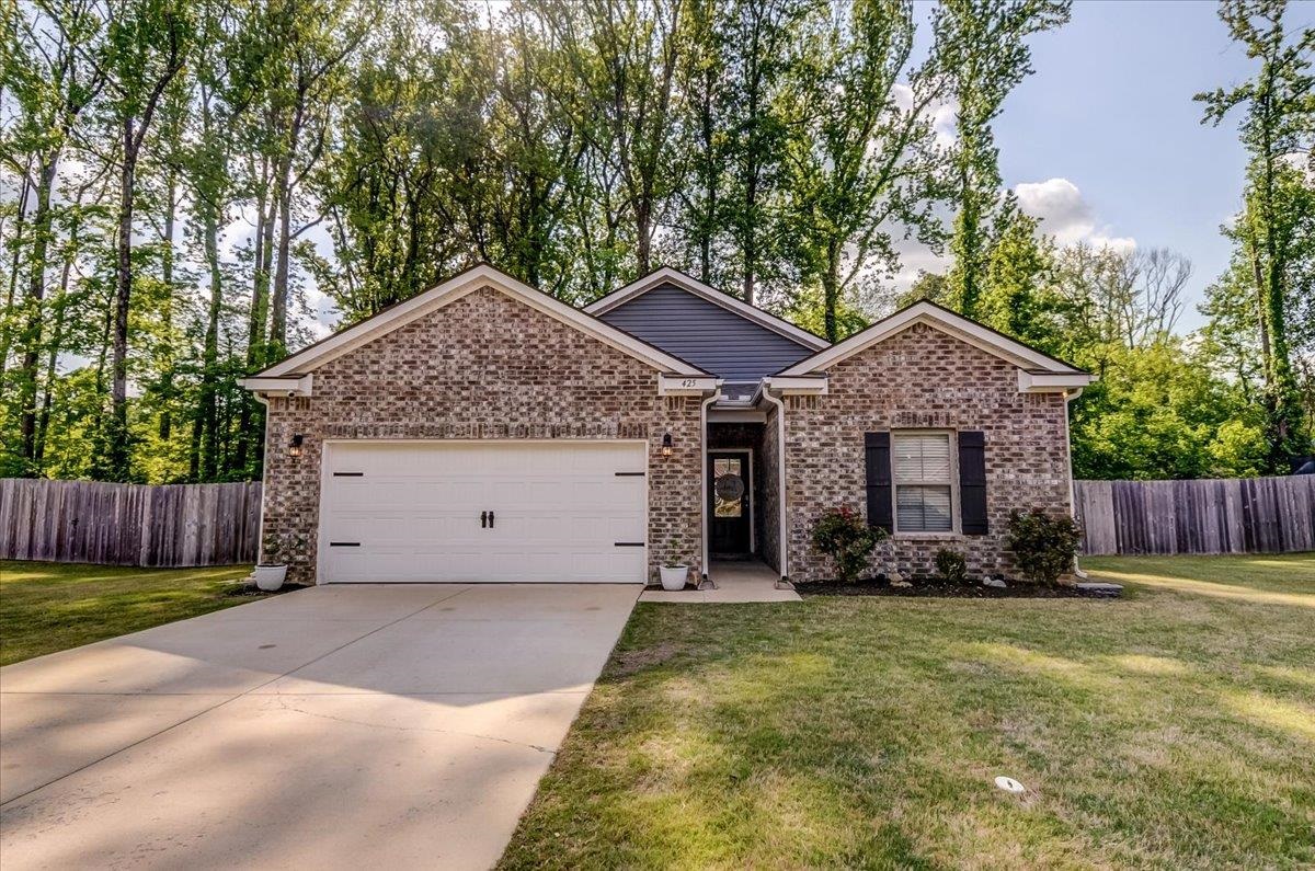 425 COLONIAL HEIGHTS, Munford, TN, 38058