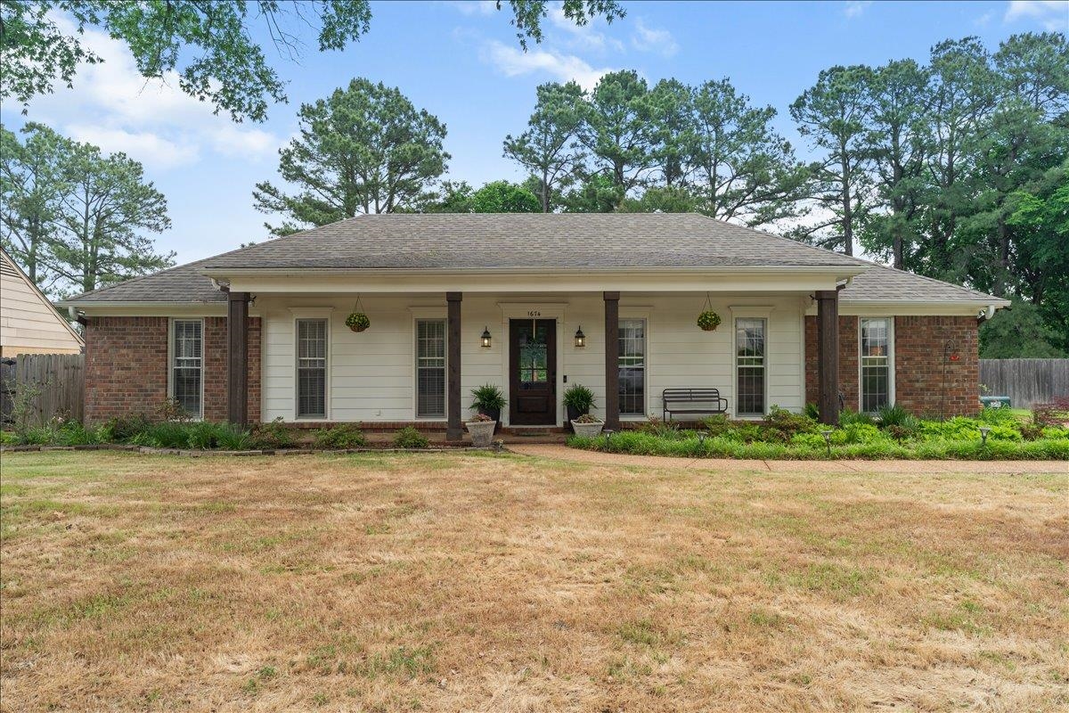 1674 BRIERBROOK, Germantown, TN, 38138