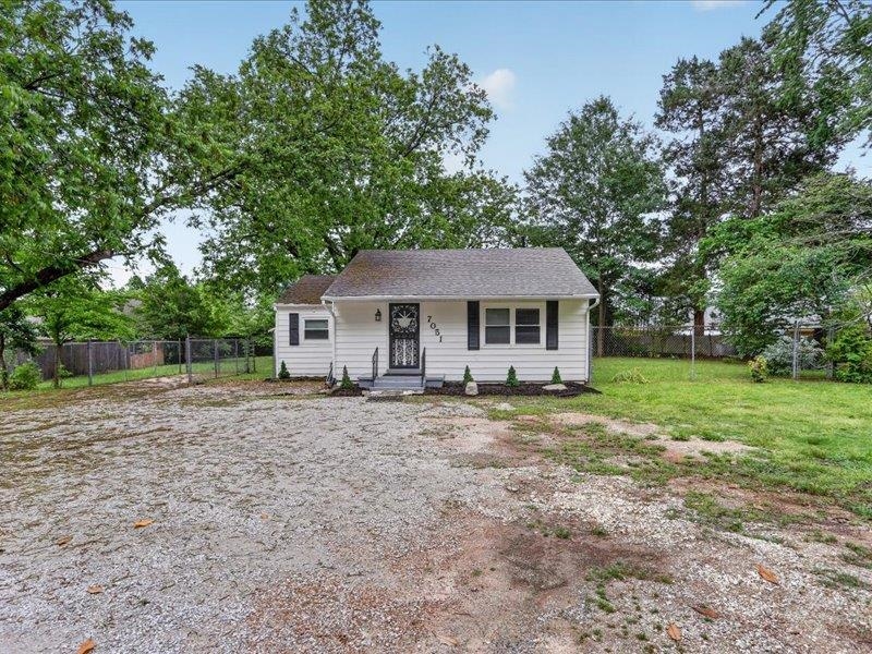 7051 US 70, Bartlett, TN, 38133