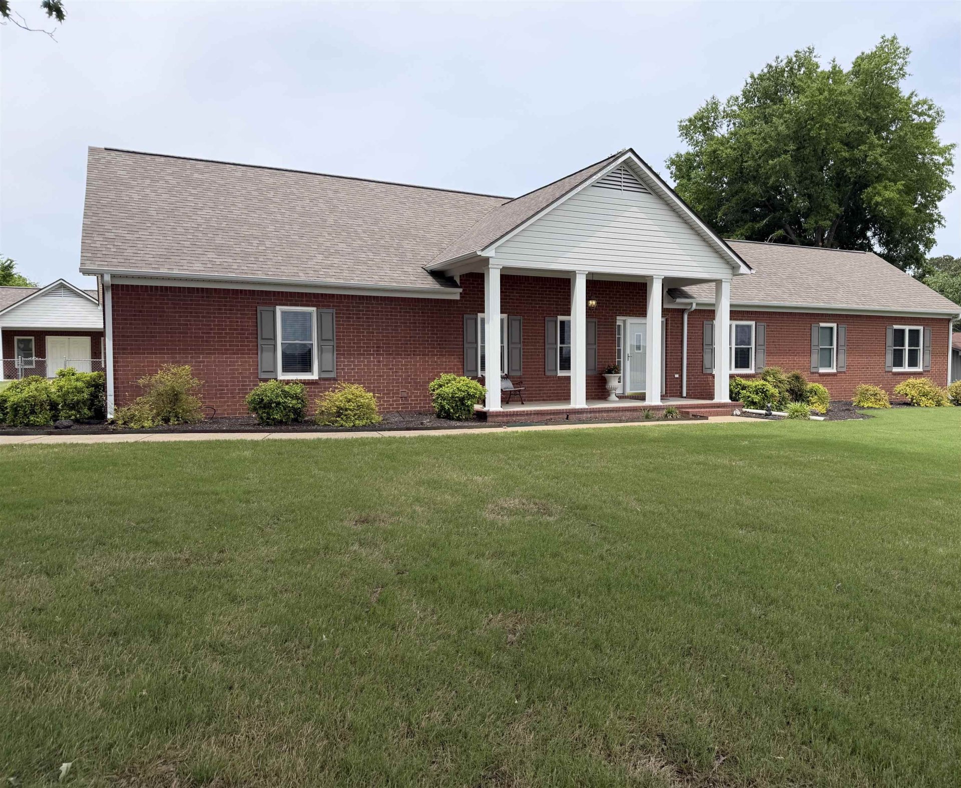 2225 CANDY, Burlison, TN, 38015