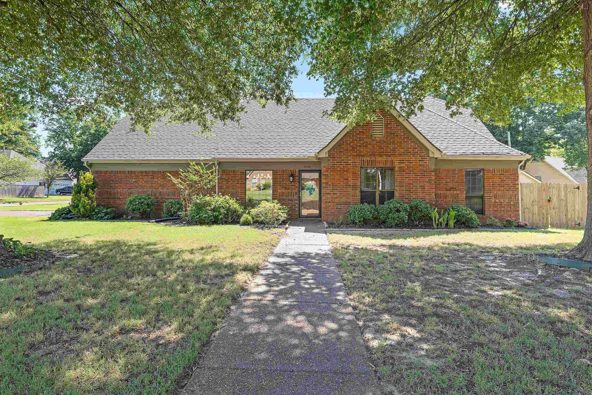 3574 AUGUST, Bartlett, TN, 38133