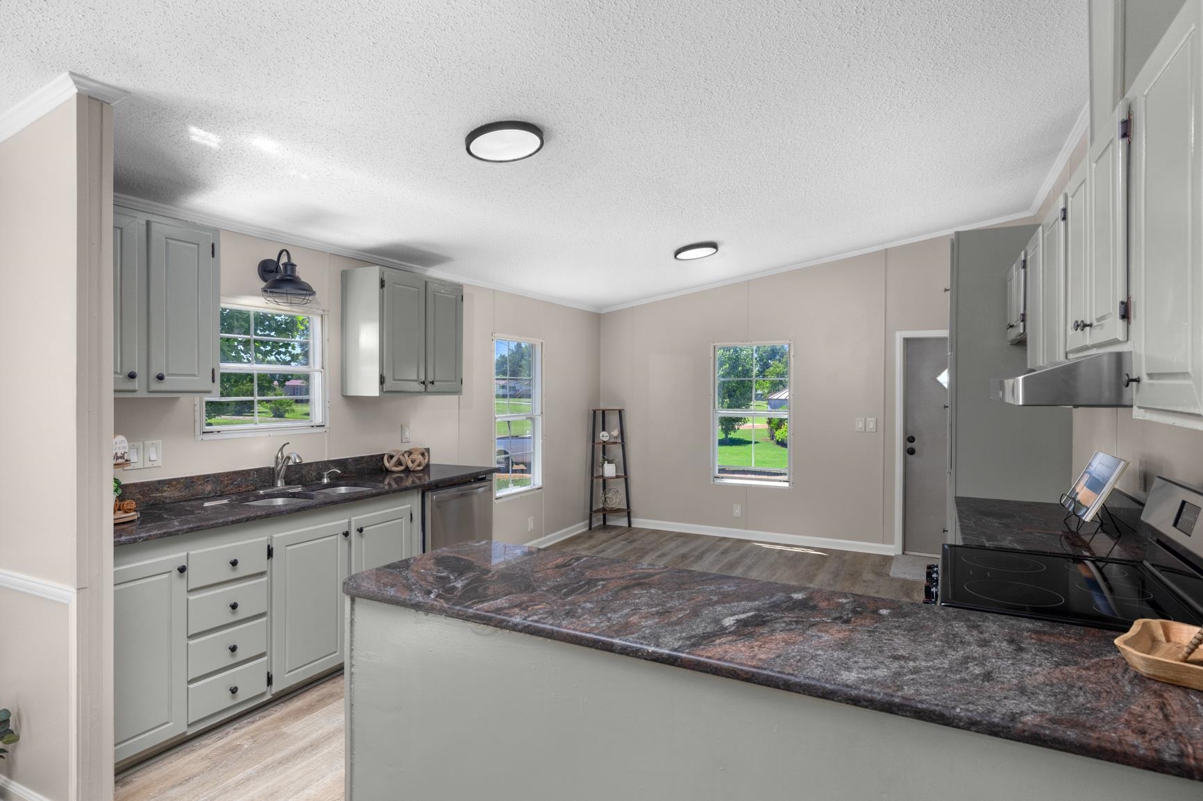 153 KING FARMS, Brighton, TN, 38011