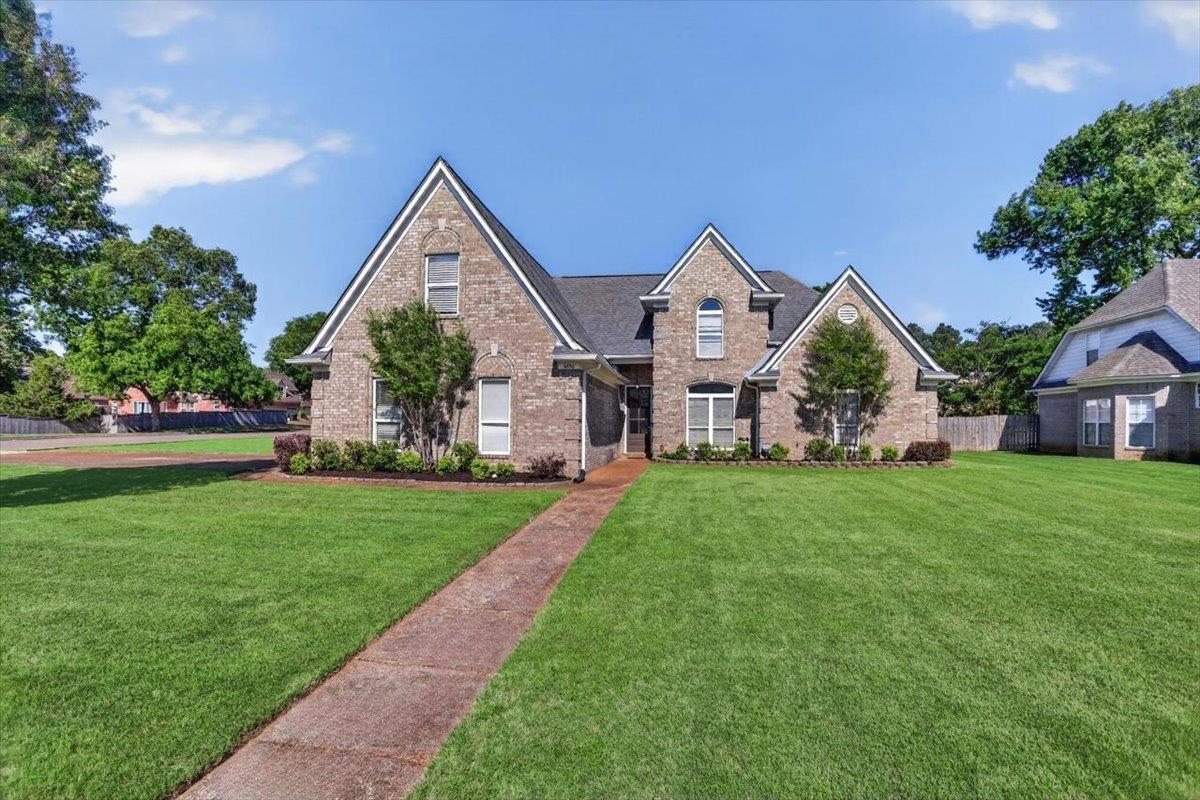 4450 GUINEVERE LN