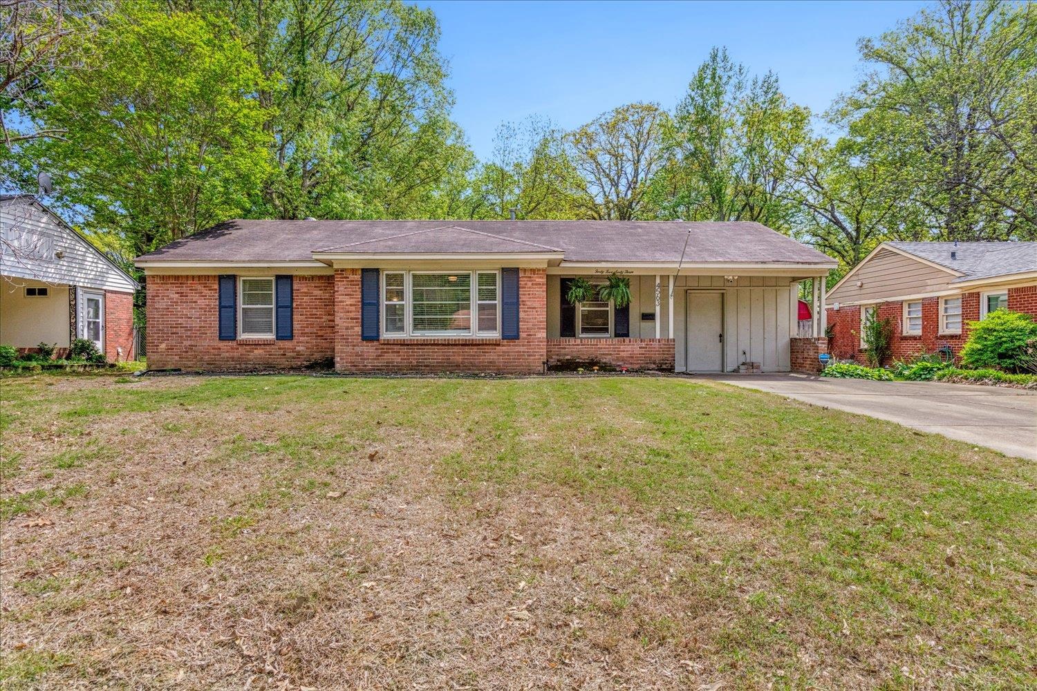 4563 DEARING, Memphis, TN, 38117