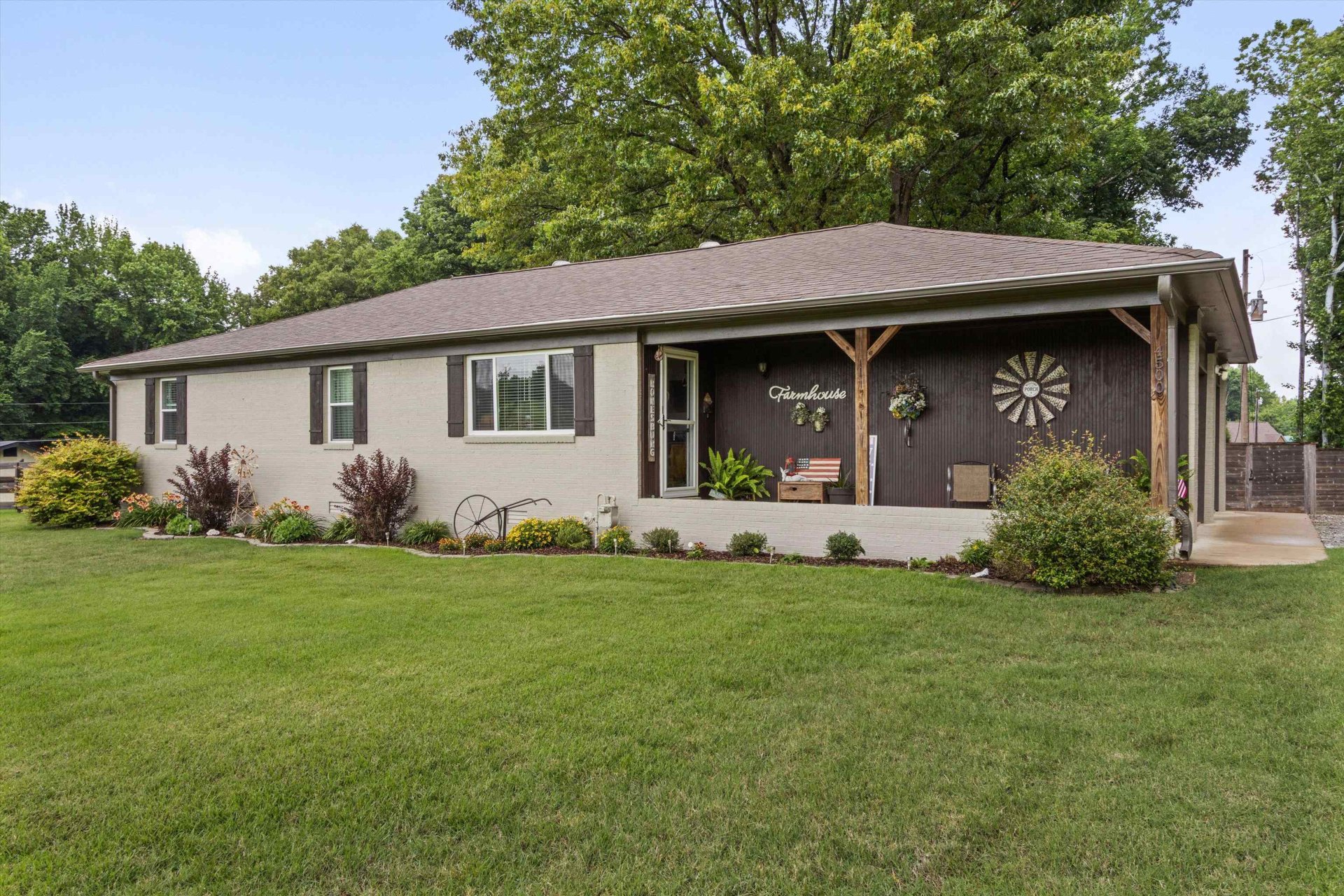 4500 DRUMMONDS, Unicorp/Drummonds, TN, 38023