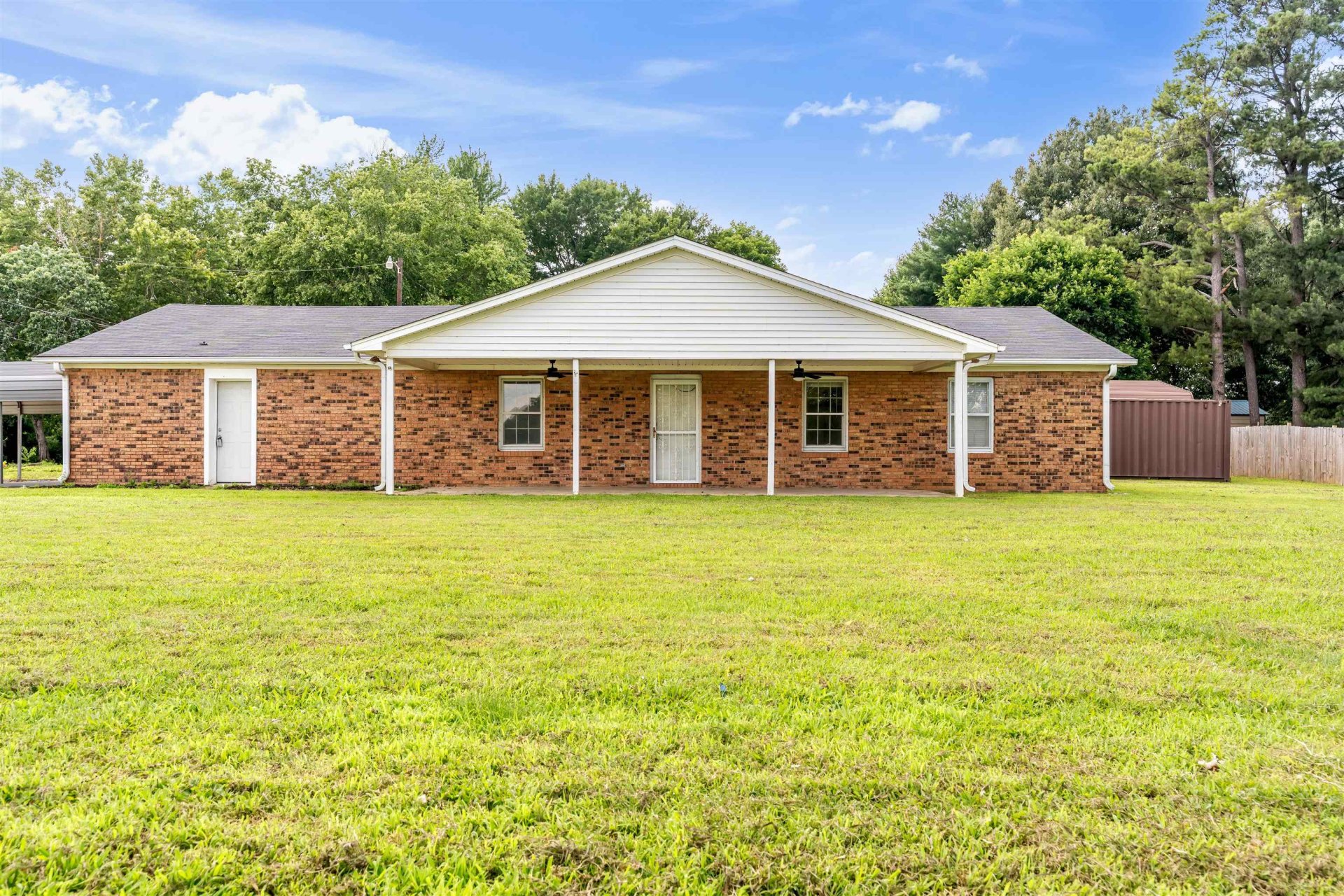 1745 DAWSON, Brighton, TN, 38011