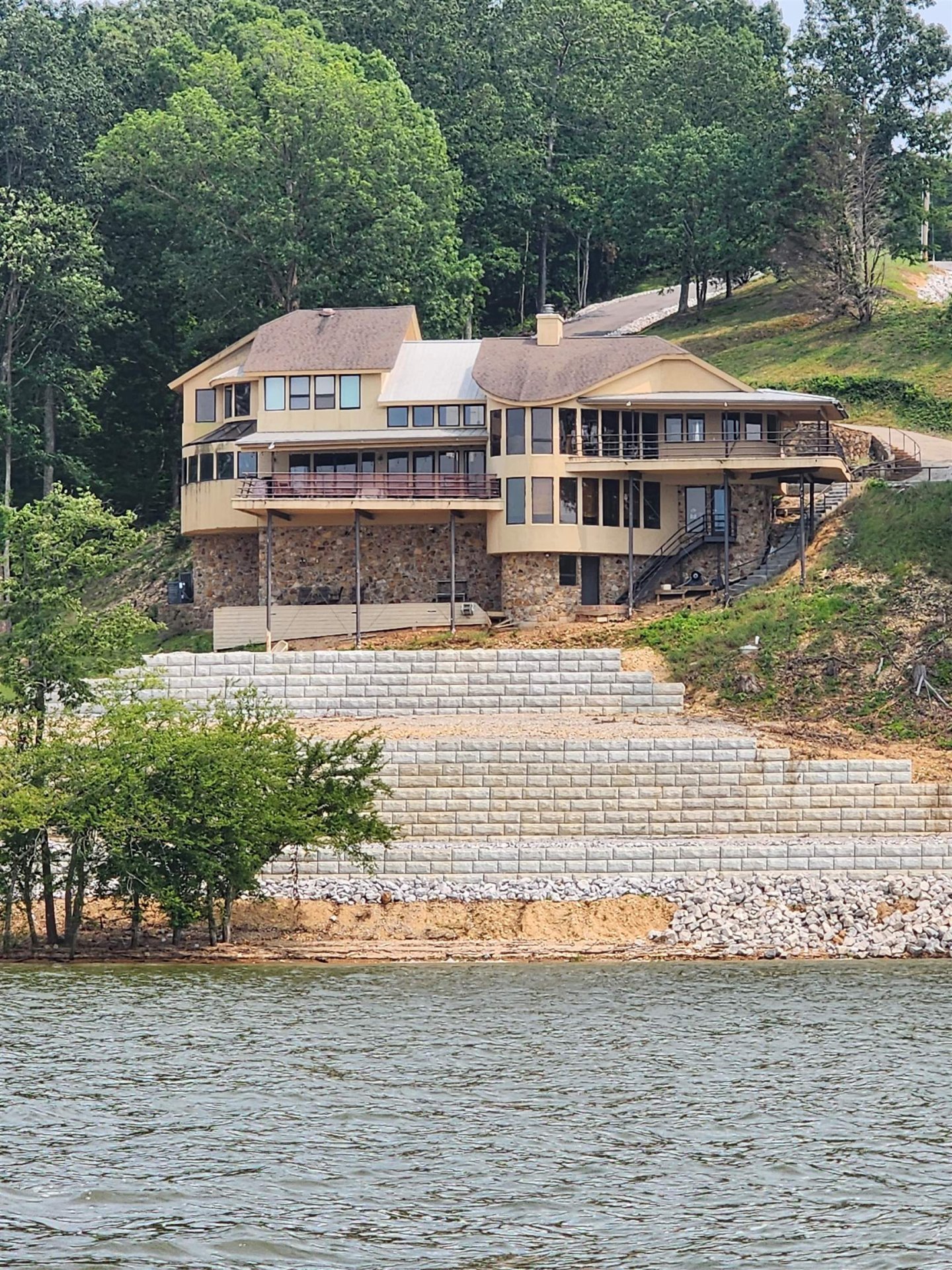 200 EAGLE VIEW, Cherokee, AL, 35616