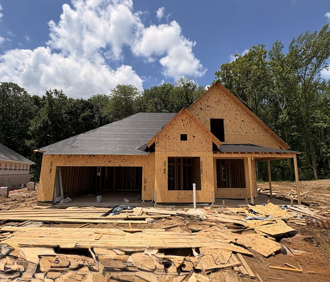 75 ROSE BUSH, Munford, TN, 38058
