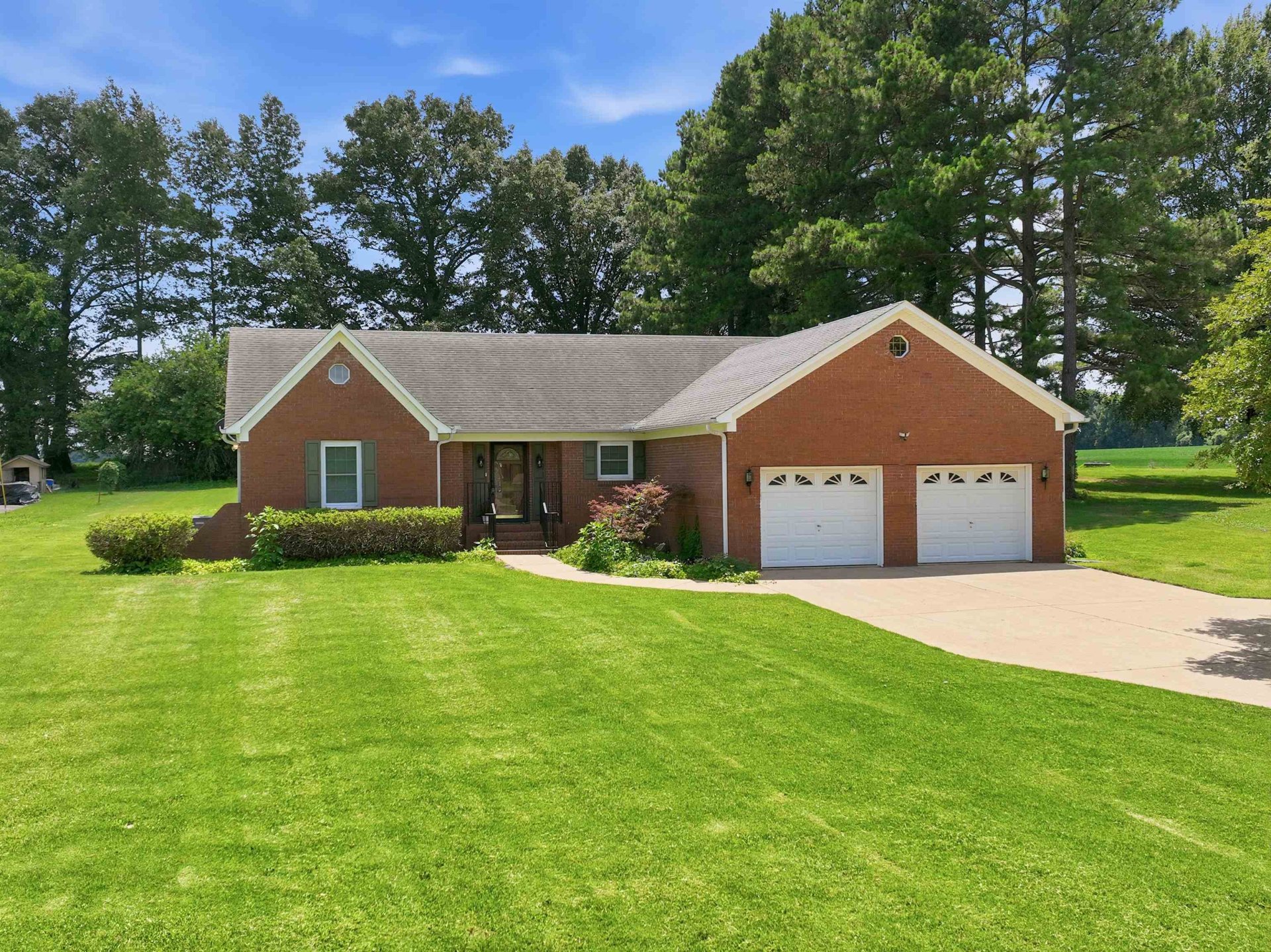 171 BRIERHEDGE, Covington, TN, 38019