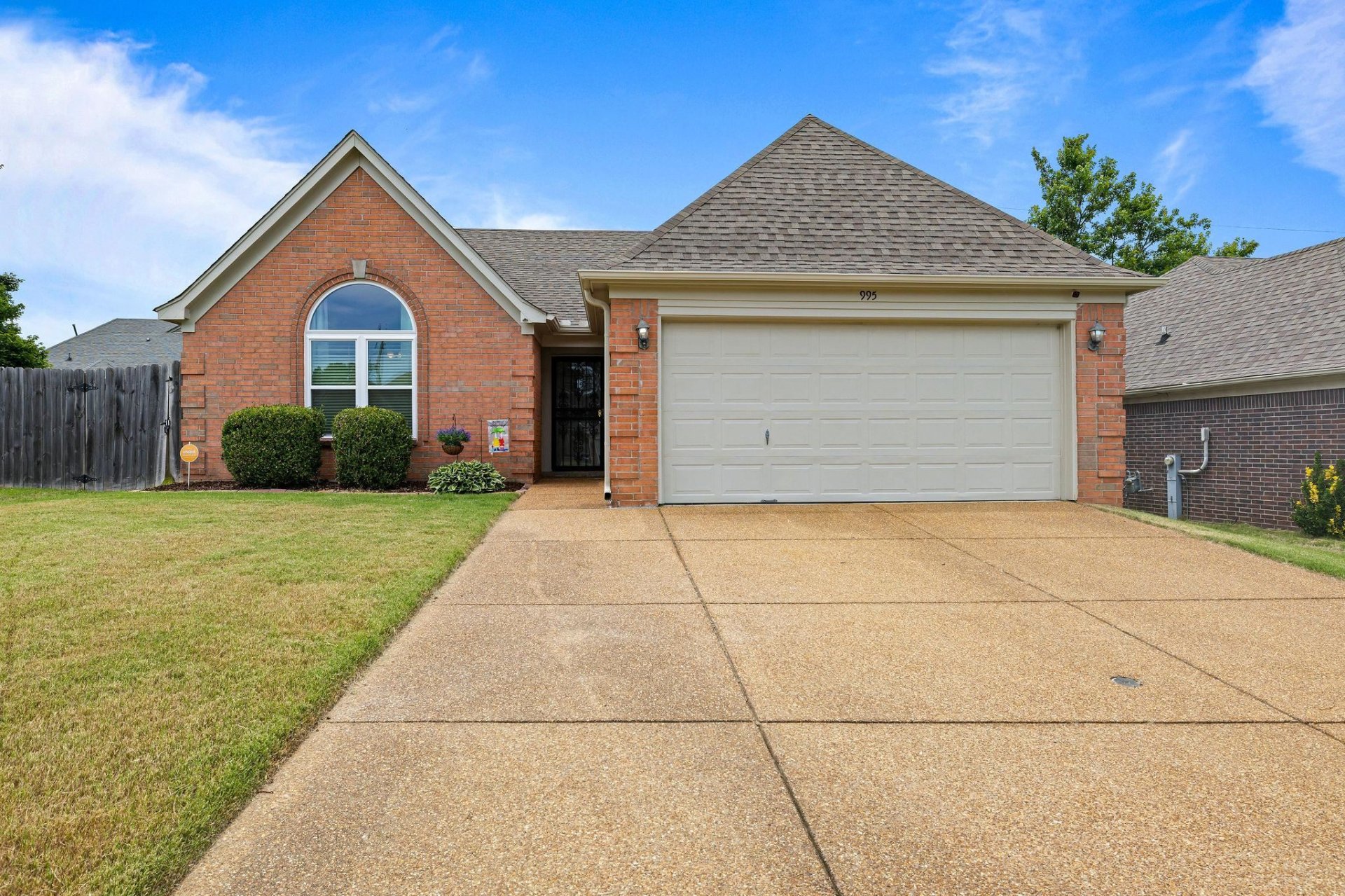 995 JESSICA LAUREN, Cordova, TN, 38018