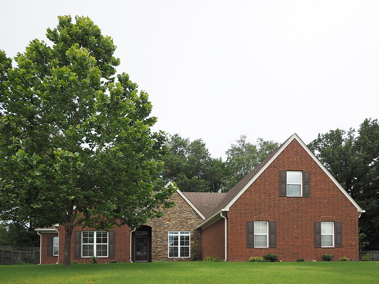 400 EAGLE VALLEY, Oakland, TN, 38060