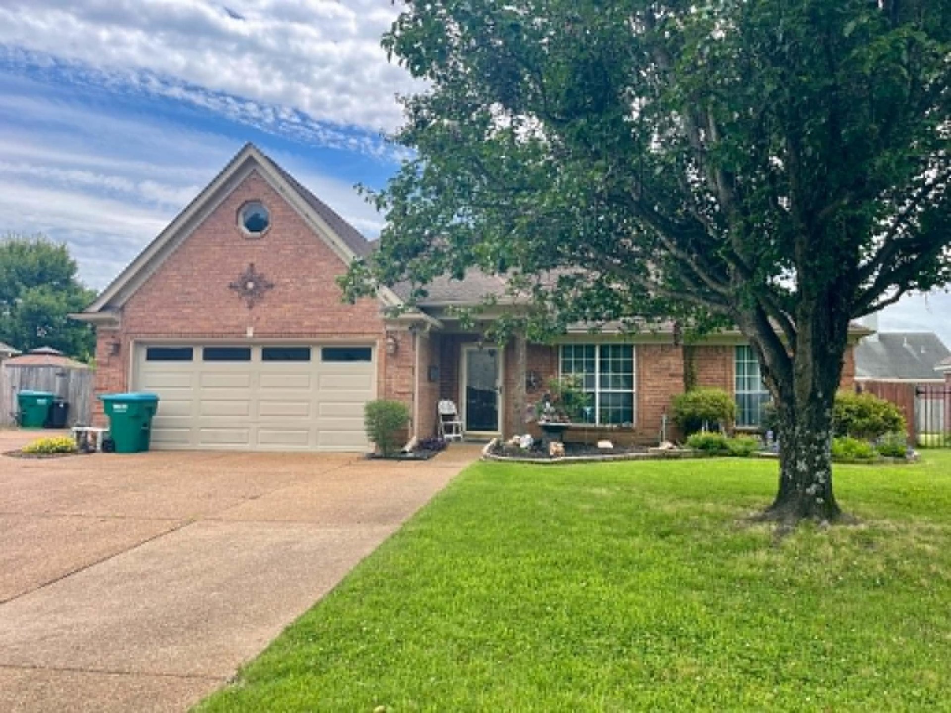 50 VILLAGE, Oakland, TN, 38060
