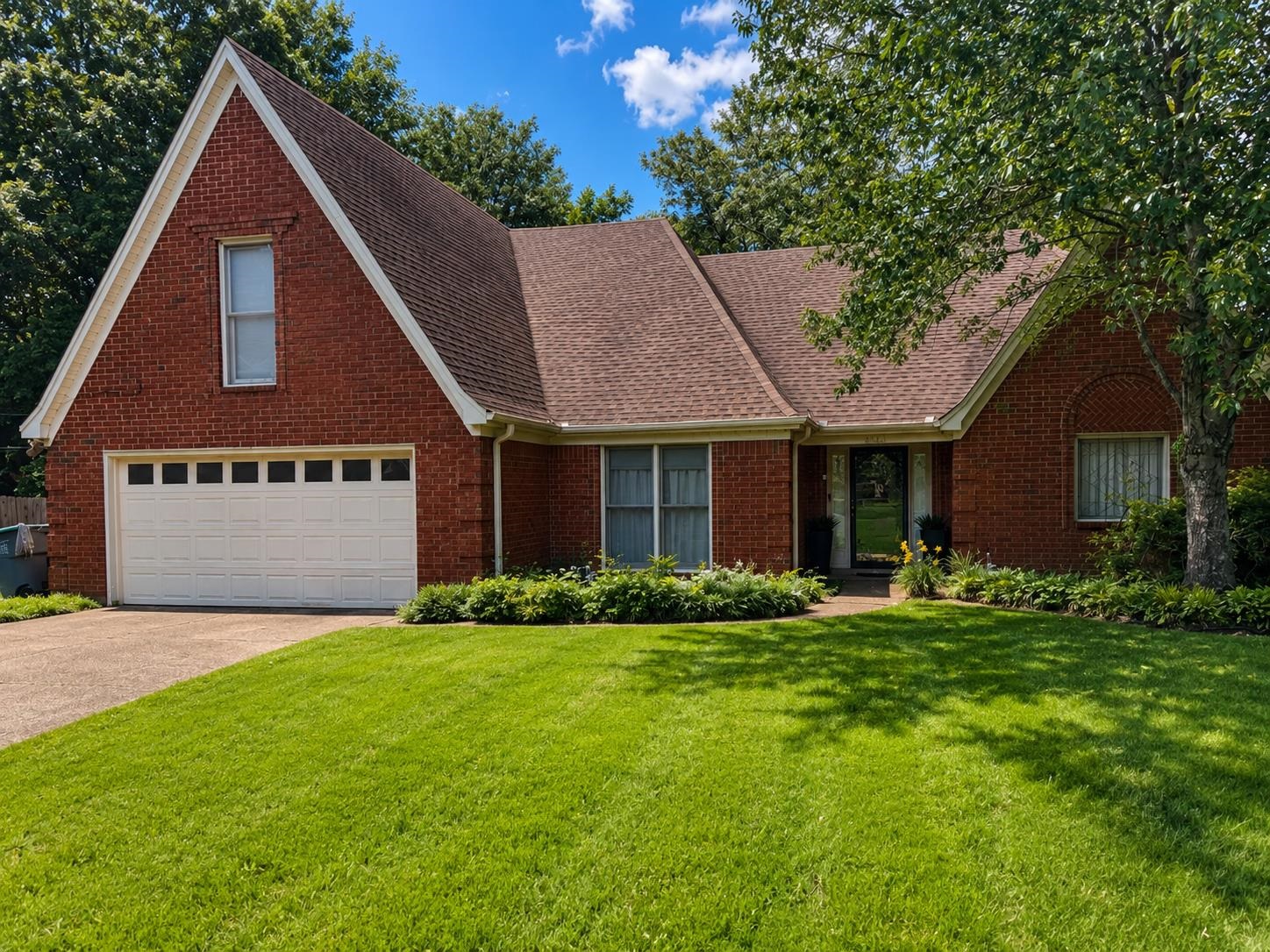 8762 BREDBURY, Cordova, TN, 38016