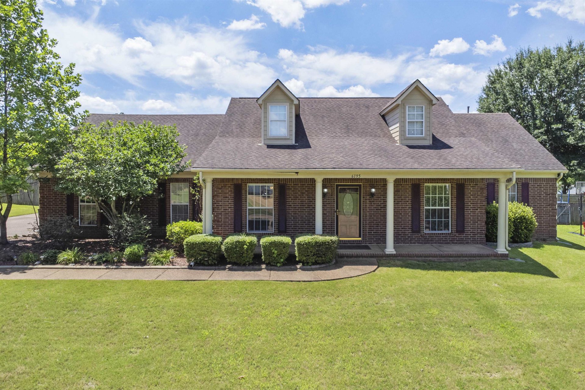 6195 ANDREA BLUFF, Bartlett, TN, 38135