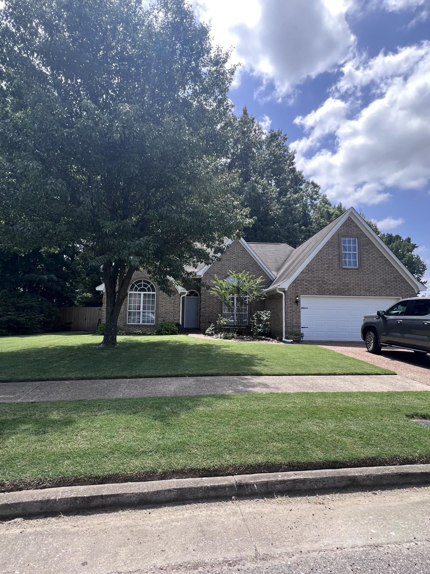 11779 VILLAGE CENTER, Arlington, TN, 38002