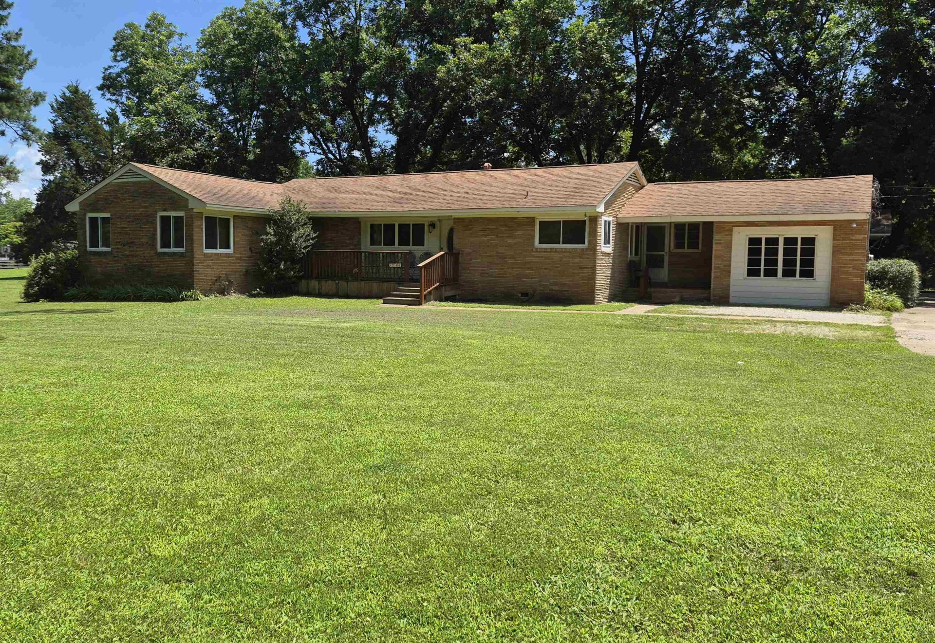 4260 BROADWAY, Bartlett, TN, 38002